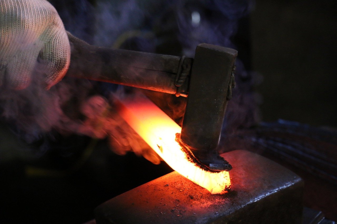 Shigeki Tanaka VG10 17 Layer Damascus Petty-Utility 150mm Red Pakka wood Handle - Japanny - Best Japanese Knife