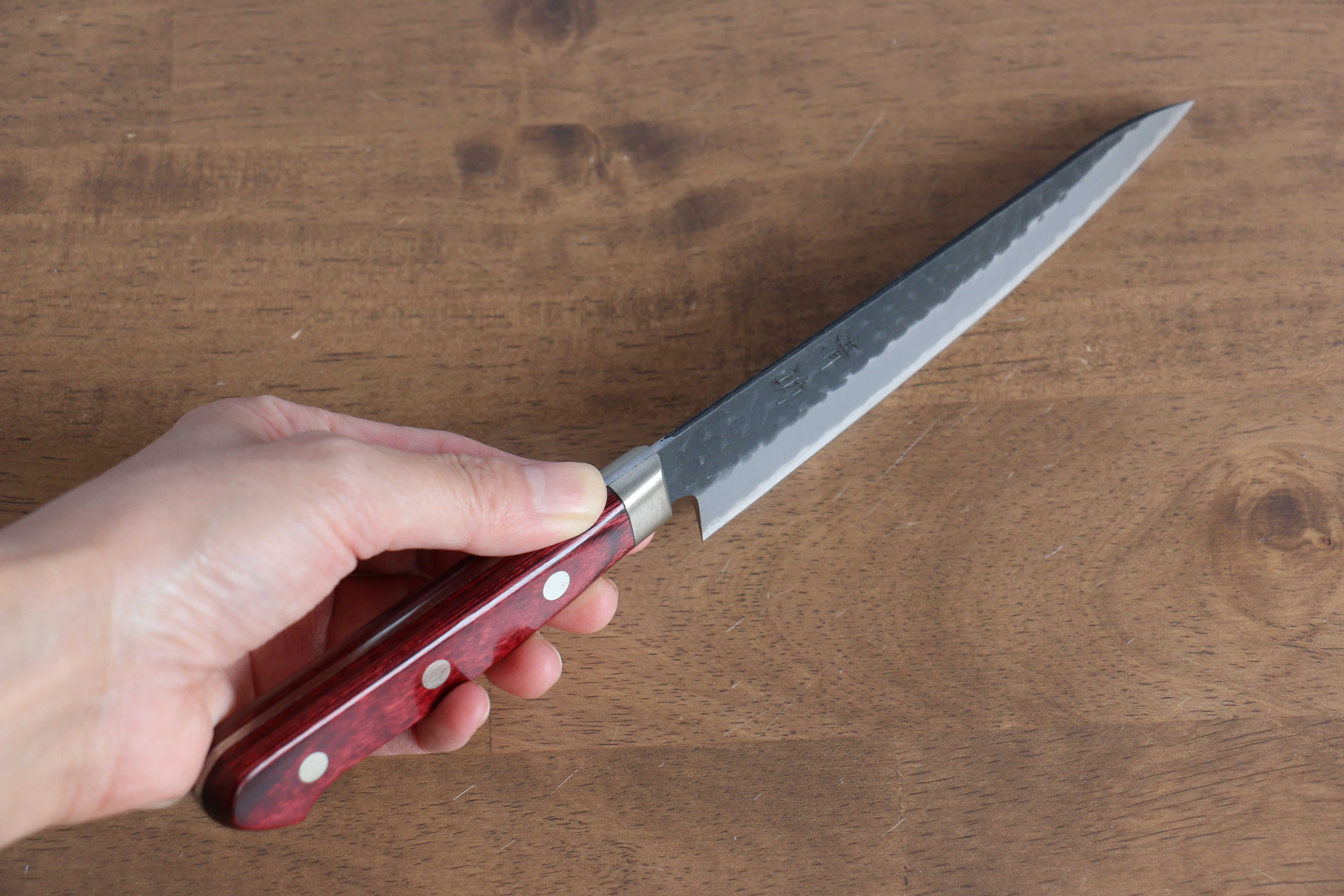 Seisuke Blue Super Hammered Kurouchi Petty-Utility 135mm Red Pakka wood Handle - Japanny - Best Japanese Knife