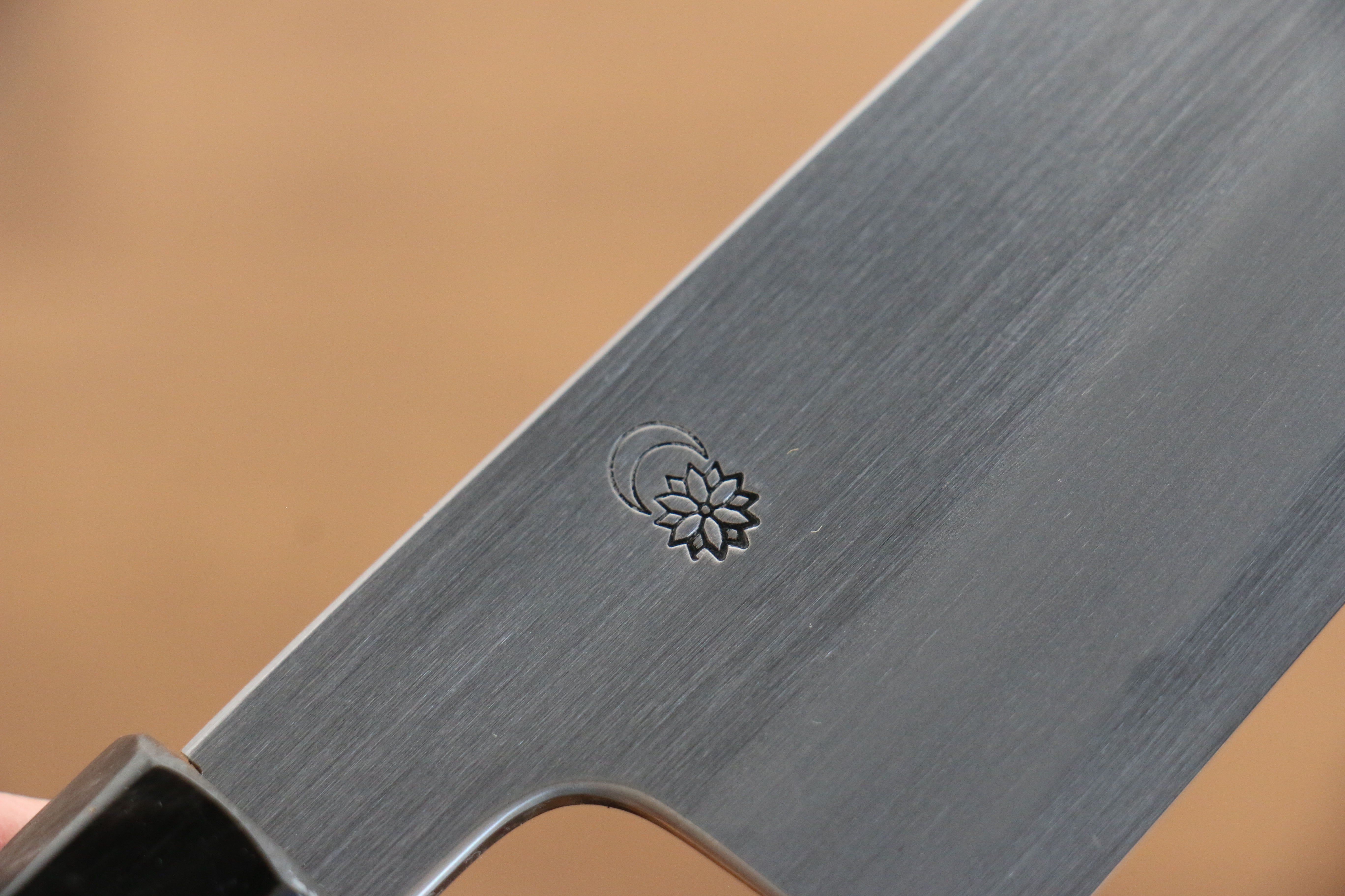 Kikuzuki White Steel No.2 Kasumitogi Gyuto 210mm Magnolia Handle - Japanny - Best Japanese Knife