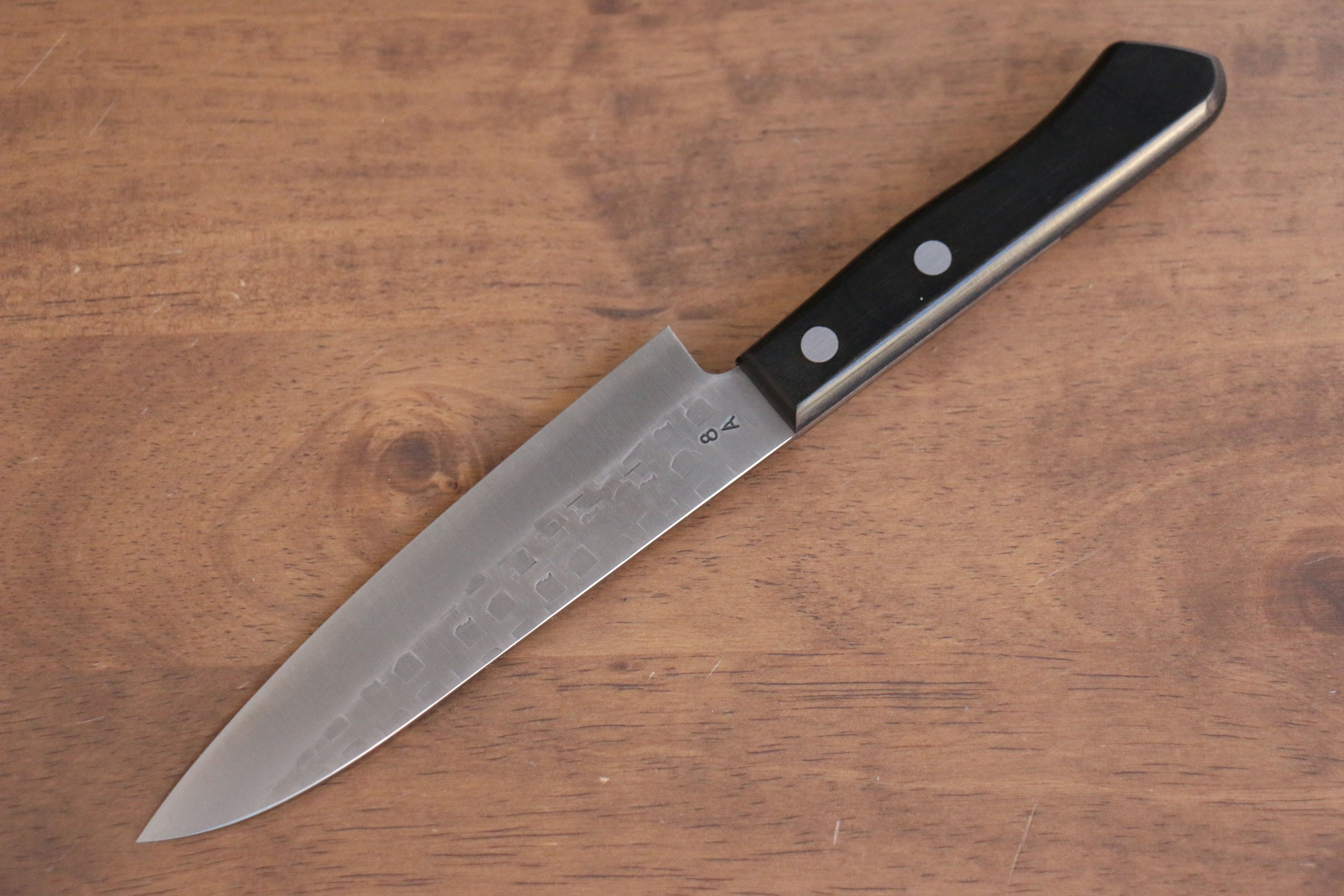 Nao Yamamoto AUS8 Hammered Petty-Utility 135mm Black Pakka wood Handle - Japanny - Best Japanese Knife