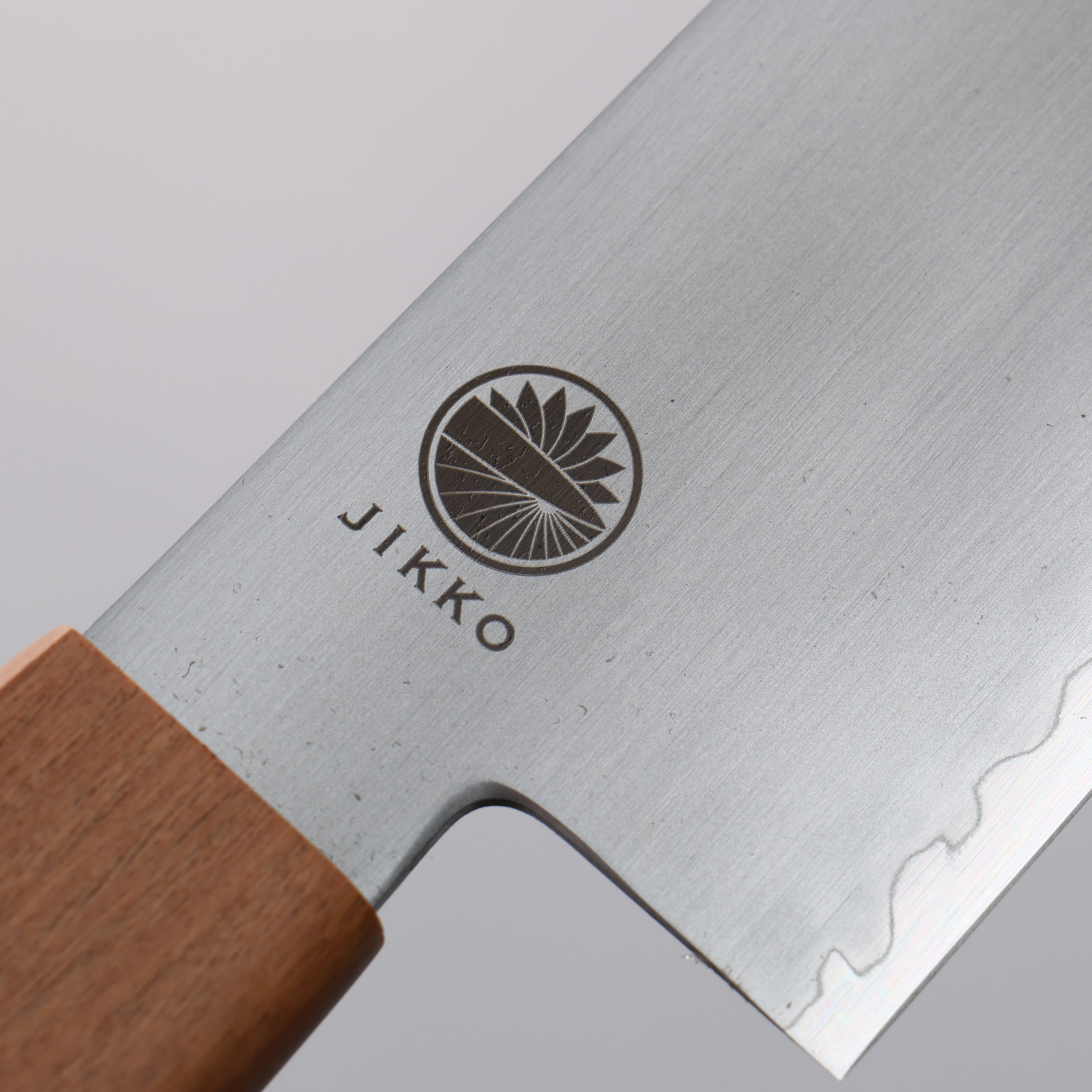Jikko VG10 Santoku 180mm Cherry Wood Handle - Japanny - Best Japanese Knife