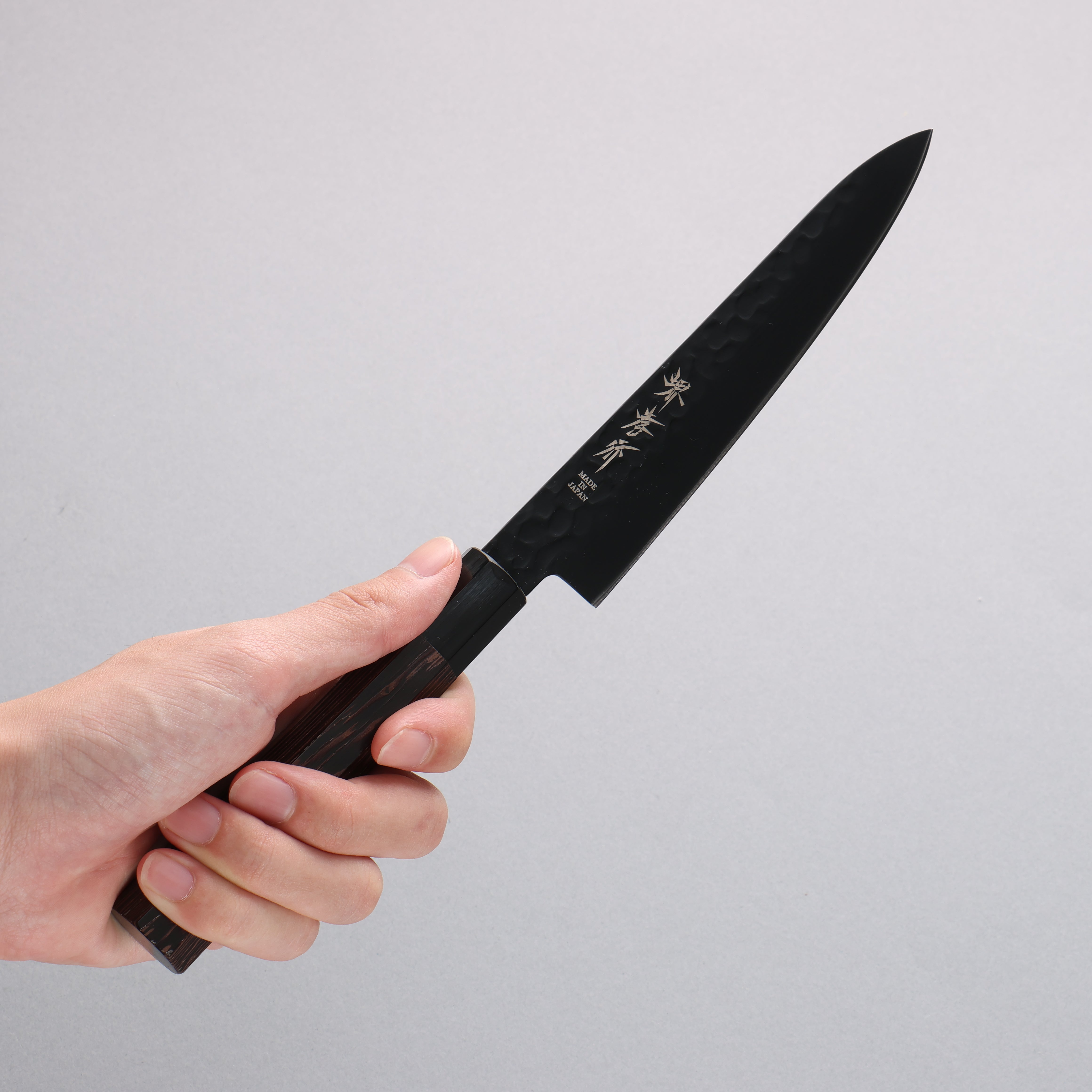 Sakai Takayuki Kurokage VG10 Hammered Teflon Coating Petty-Utility 150 Sakai Takayuki Kurokage VG10 Hammered Teflon Coating Petty-Utility 150