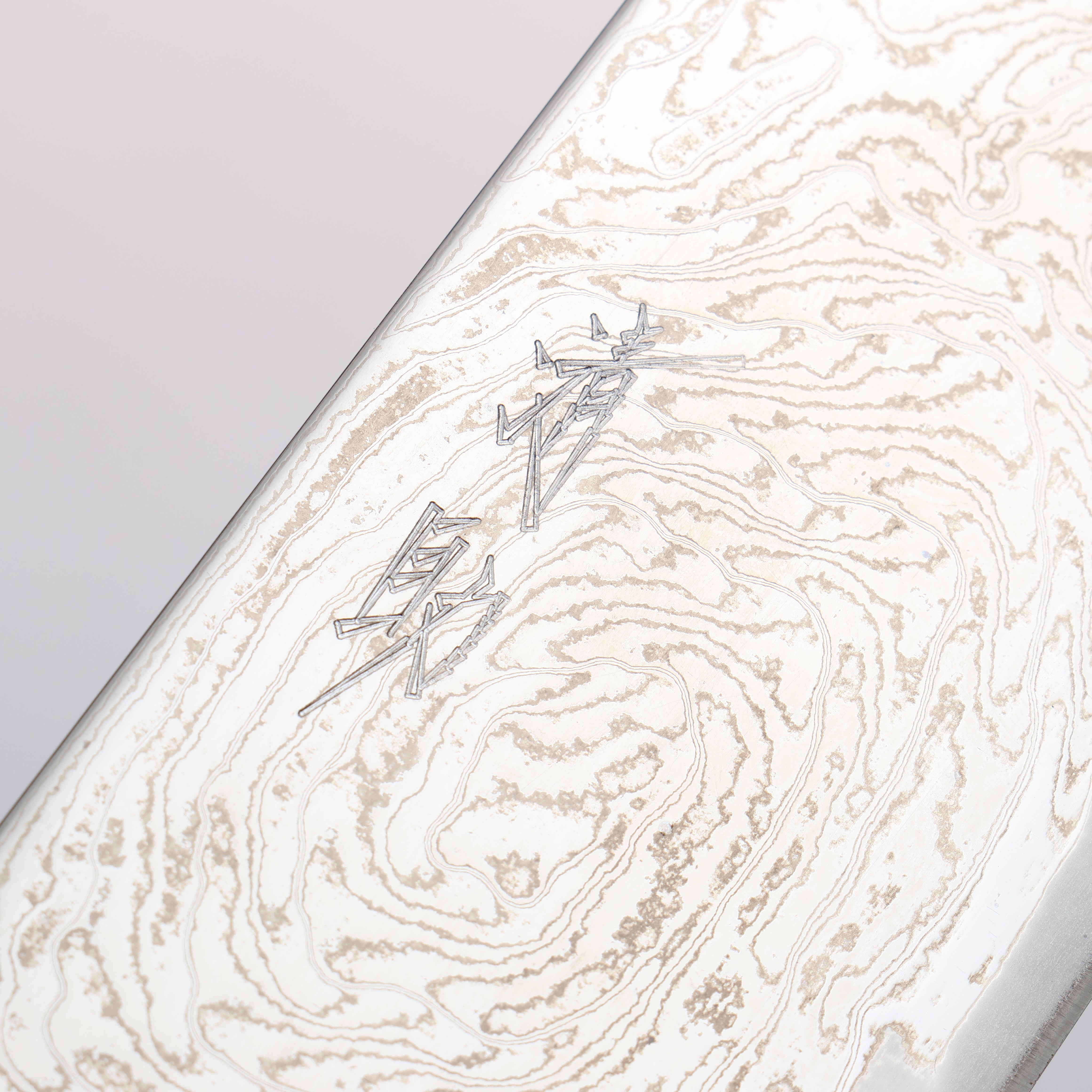 Seisuke Nami AUS10 Mirrored Finish Damascus Kiritsuke 240mm Oak Handle - Japanny - Best Japanese Knife