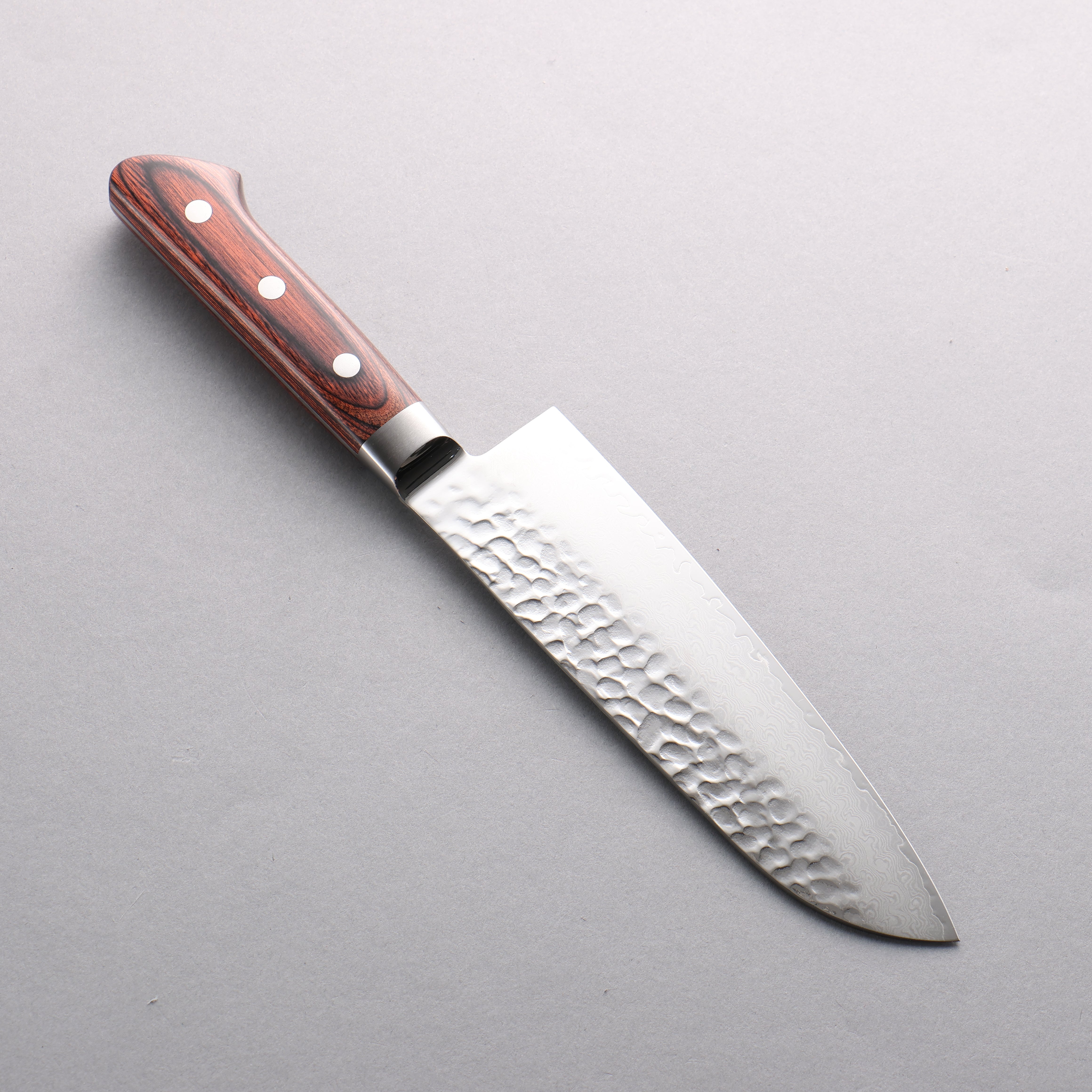 Seisuke VG10 33 Layer Hammered Damascus Santoku 170mm Mahogany Handle - Japanny - Best Japanese Knife