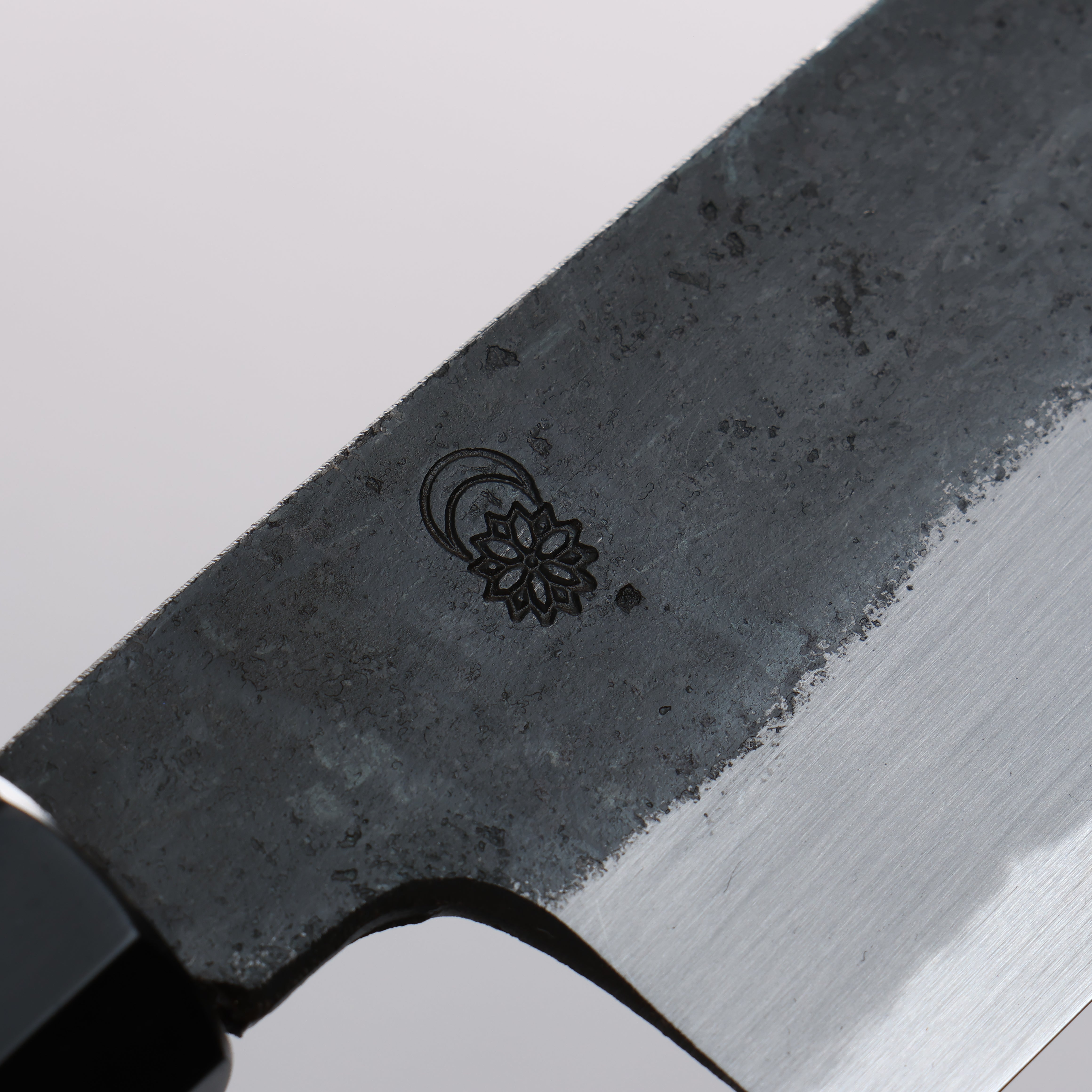 Kikuzuki White Steel No.2 Black Finished Santoku 180mm Magnolia Handle - Japanny - Best Japanese Knife