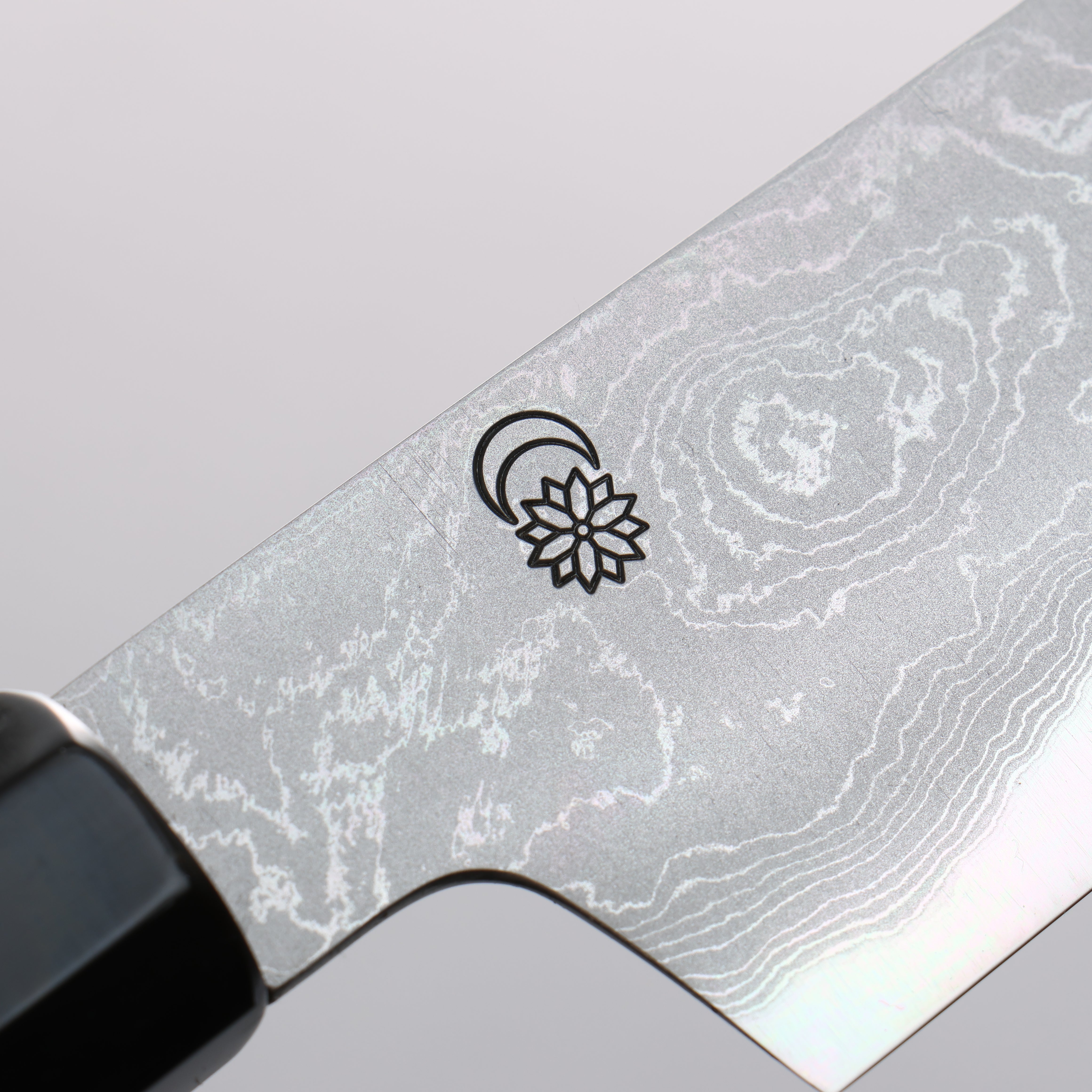 Kikuzuki Blue Steel No.1 Damascus Santoku 180mm Magnolia Handle - Japanny - Best Japanese Knife