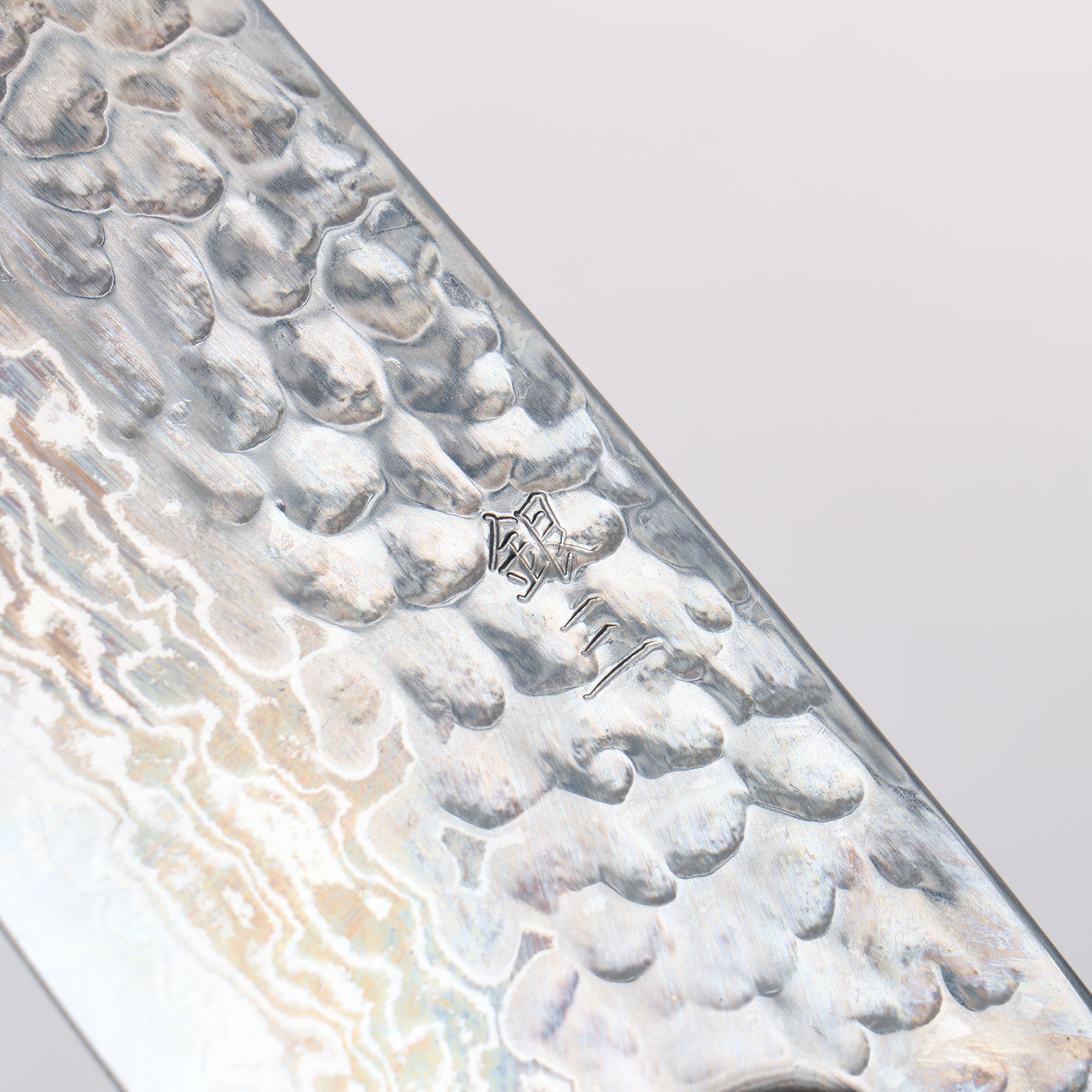 Oul Silver Steel No.3 Hammered Damascus Migaki Finished Santoku 165mm Oak Handle - Japanny - Best Japanese Knife