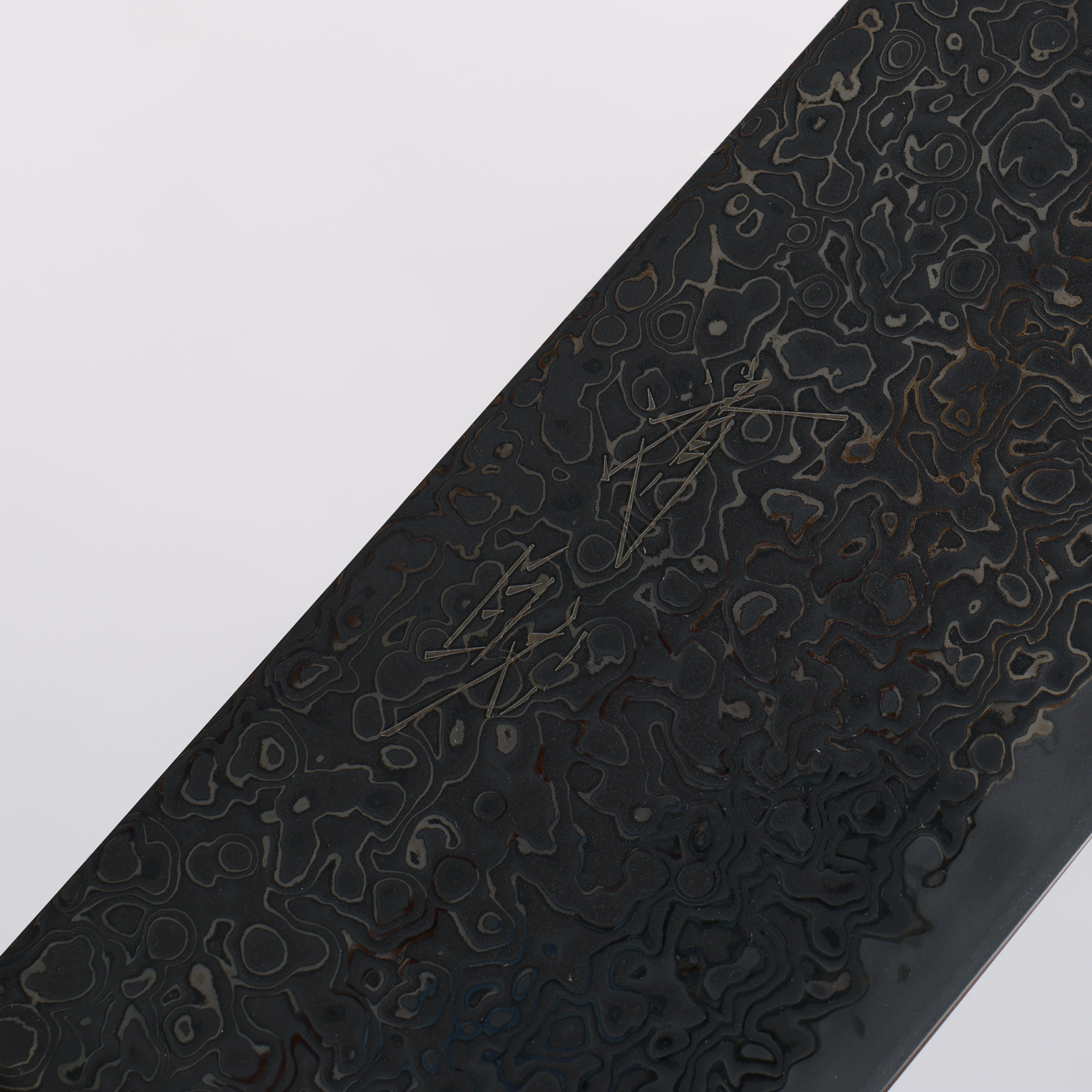 Seisuke SG2 Black Damascus Migaki Finished Santoku 180mm Ebony Wood Handle - Japanny - Best Japanese Knife