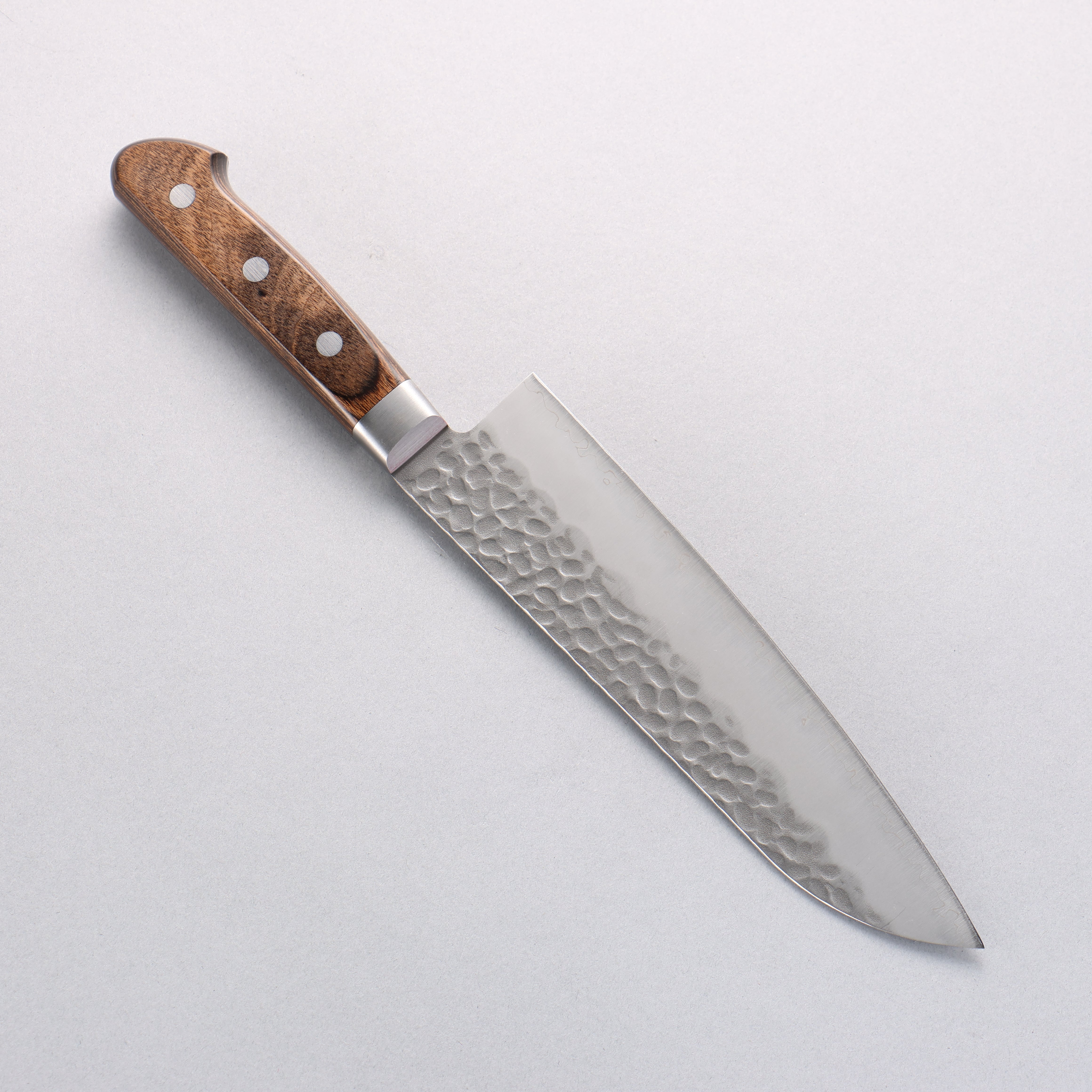 Seisuke AUS8 Hammered Santoku 180mm Brown Pakka wood Handle - Japanny - Best Japanese Knife