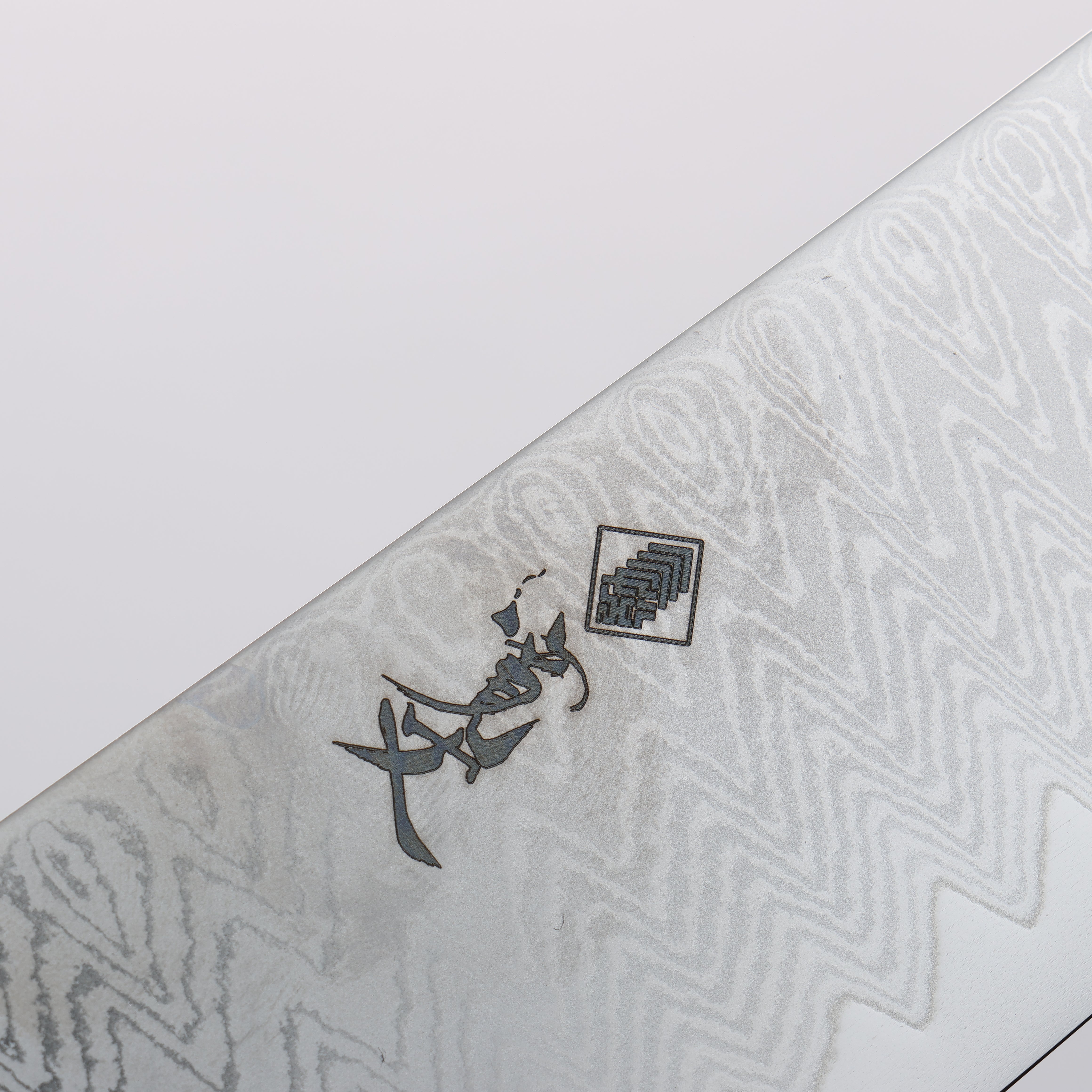 Kanjyo VG10 Damascus Gyuto 210mm Olive tree Handle - Japanny - Best Japanese Knife