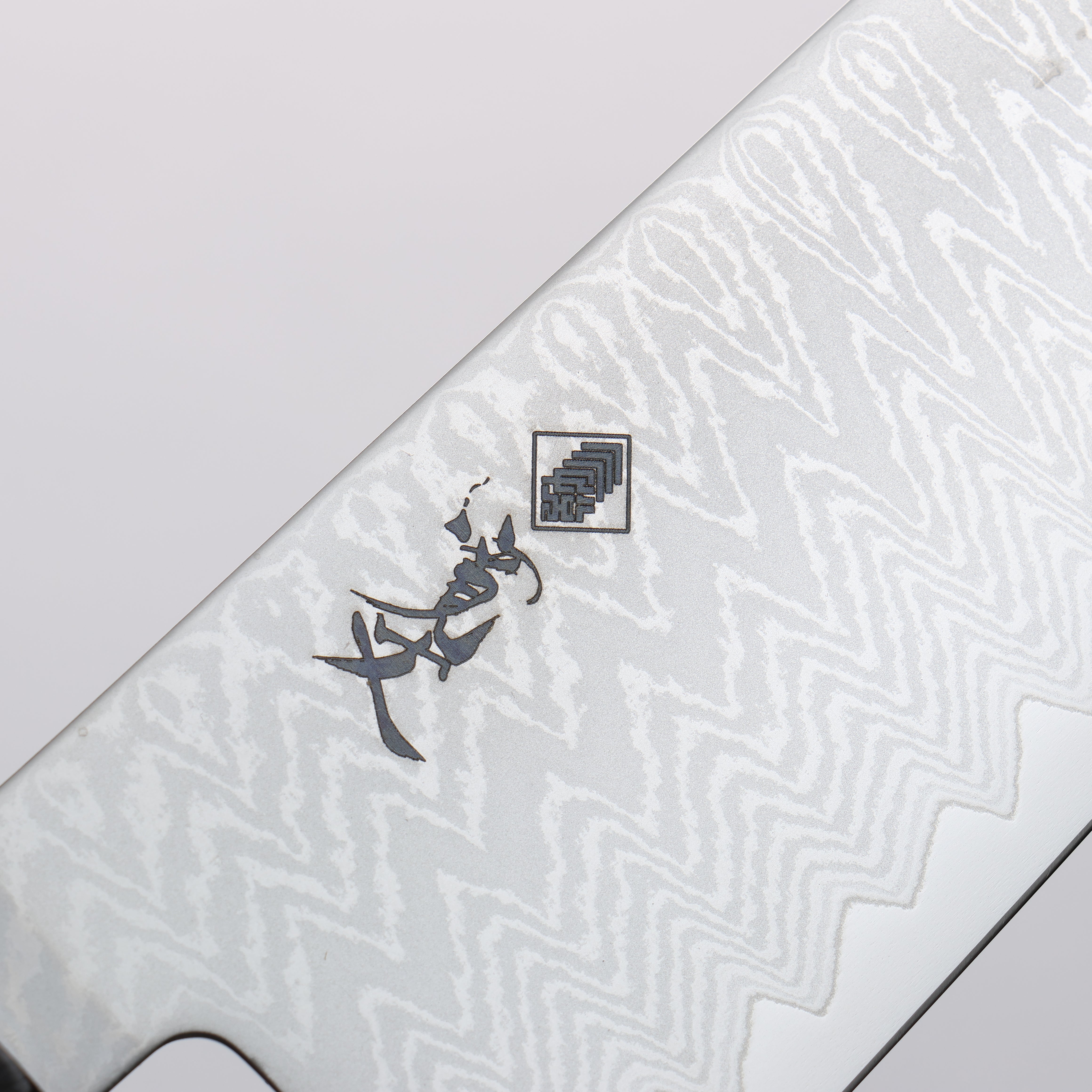 Kanjyo VG10 Damascus Santoku 180mm Ebony Wood Handle - Japanny - Best Japanese Knife