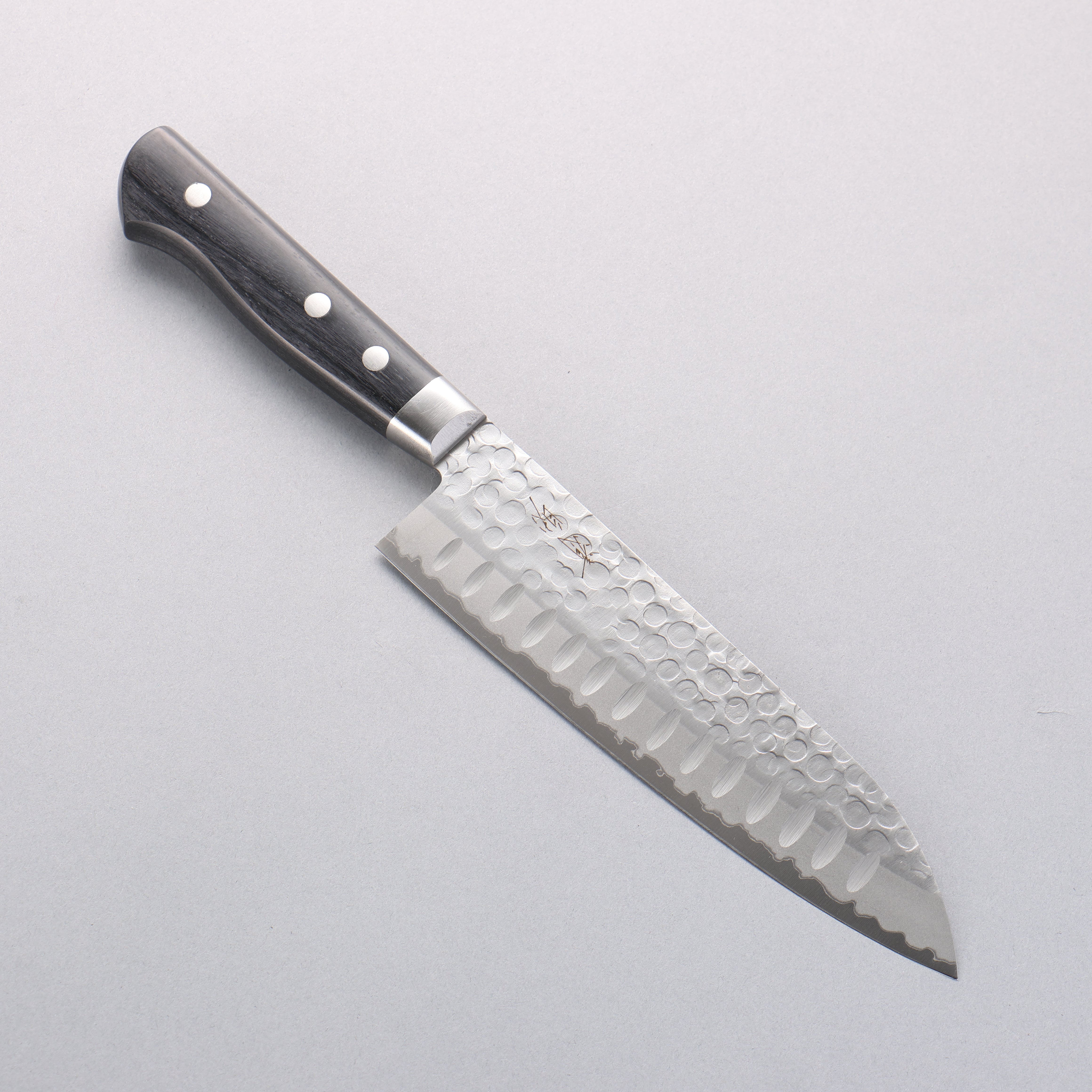 Seisuke Blue Steel Hammered Ribbed Santoku 180mm Black Pakka wood Handle - Japanny - Best Japanese Knife