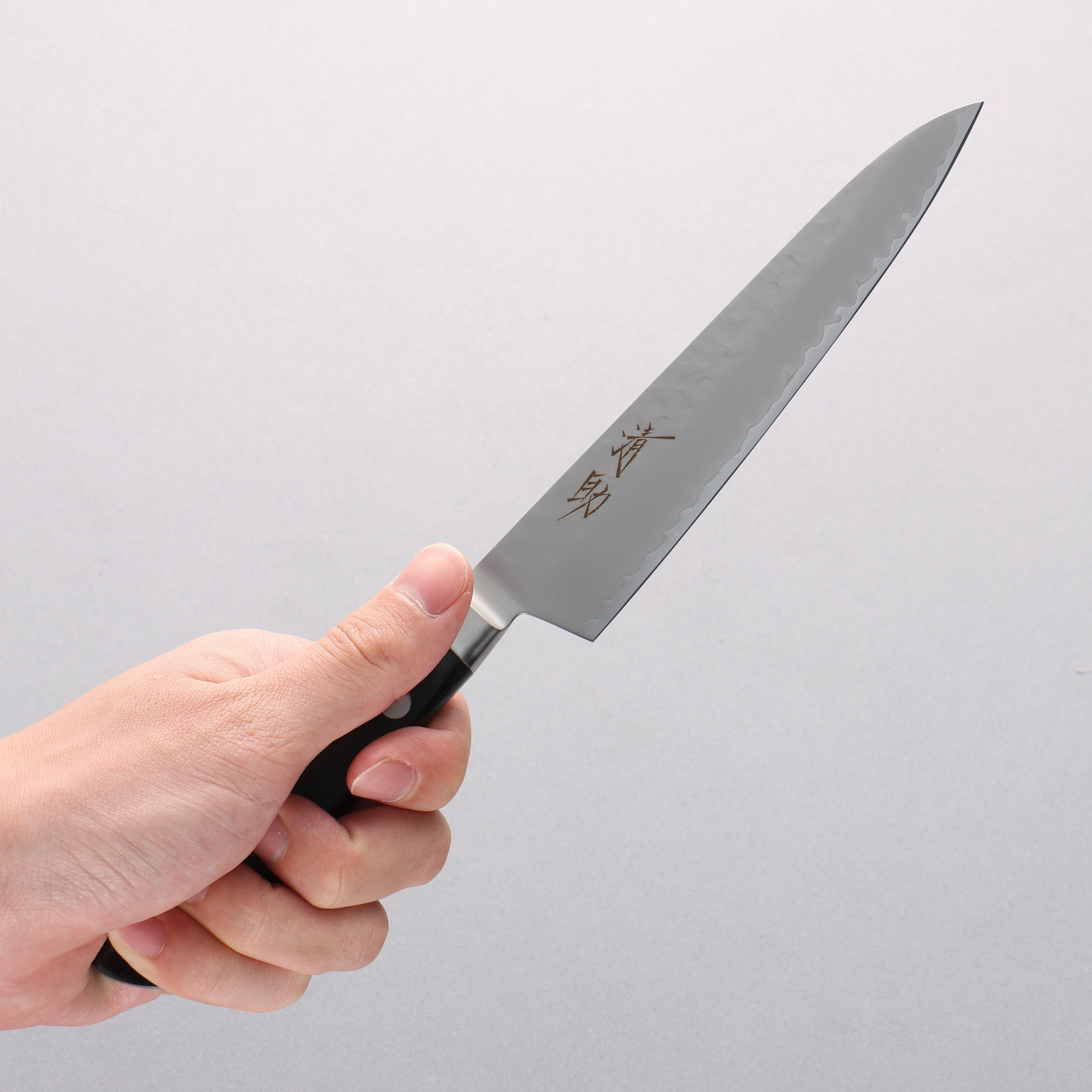 Seisuke VG5 Hammered Kasumitogi Petty-Utility 150mm Black Pakka wood Handle - Japanny - Best Japanese Knife