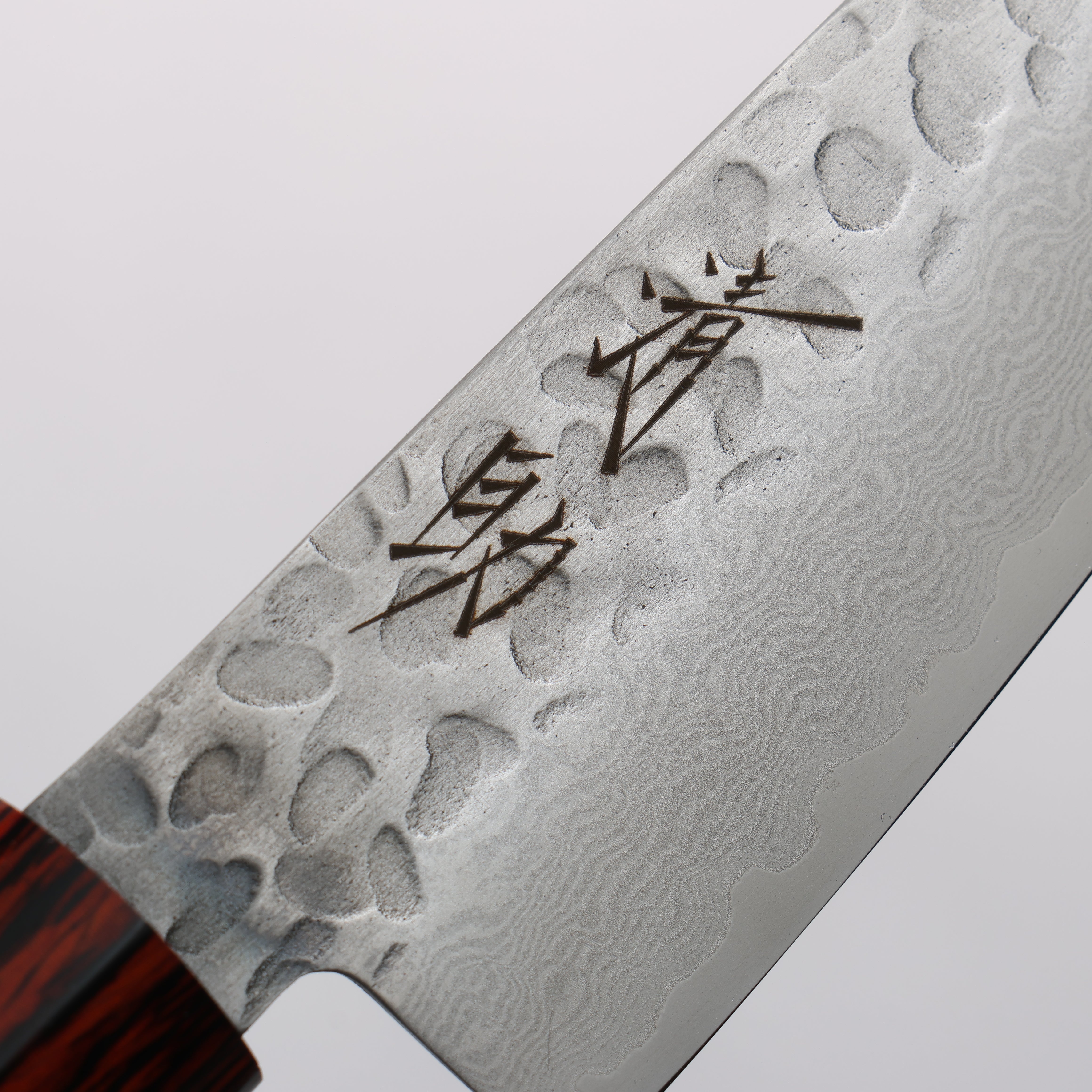 Seisuke VG10 33 Layer Hammered Damascus Small Santoku 135mm Black Pakka wood Handle - Japanny - Best Japanese Knife
