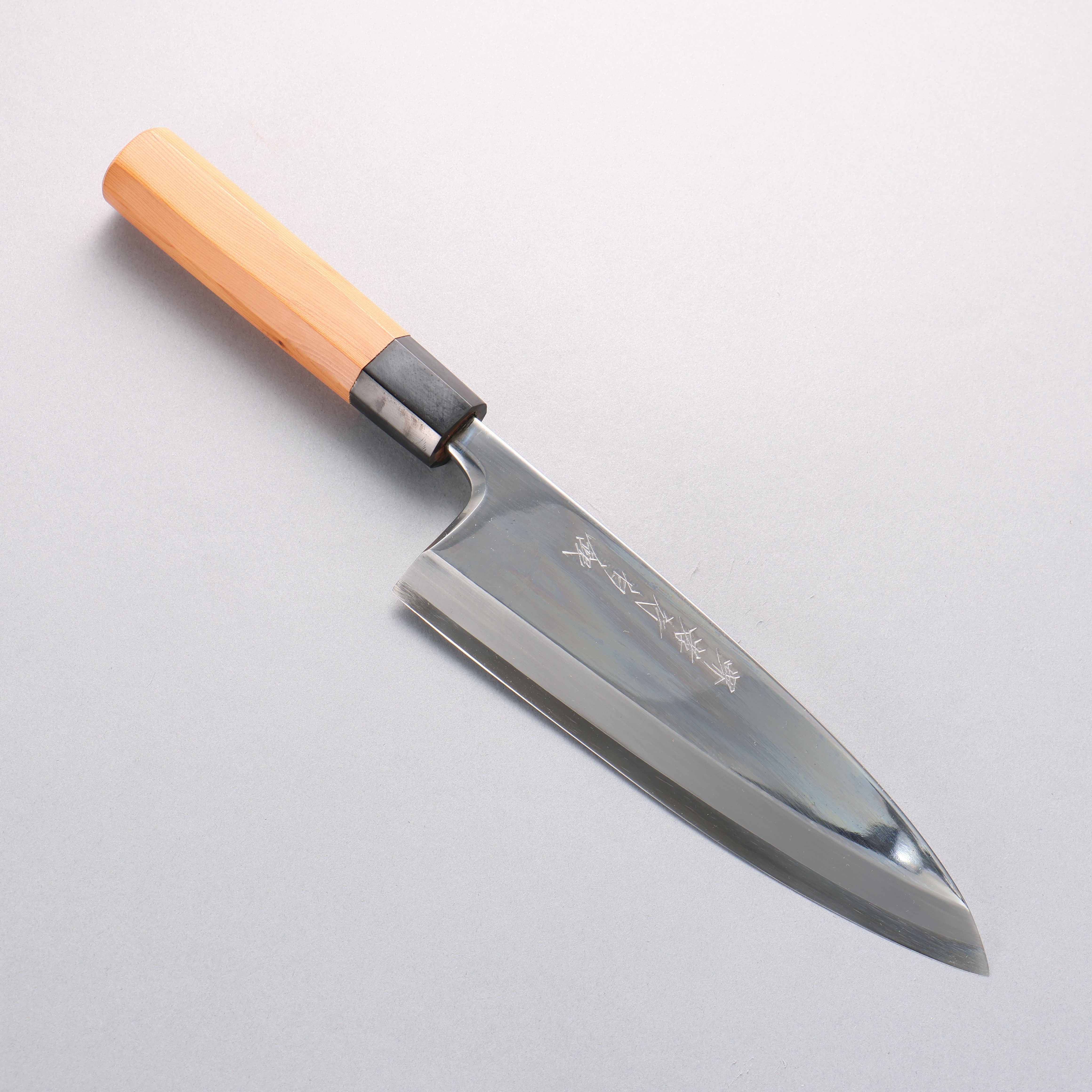 Sakai Takayuki Hakugin INOX Mirrored Finish Deba 210mm Yew tree Handle - Japanny - Best Japanese Knife