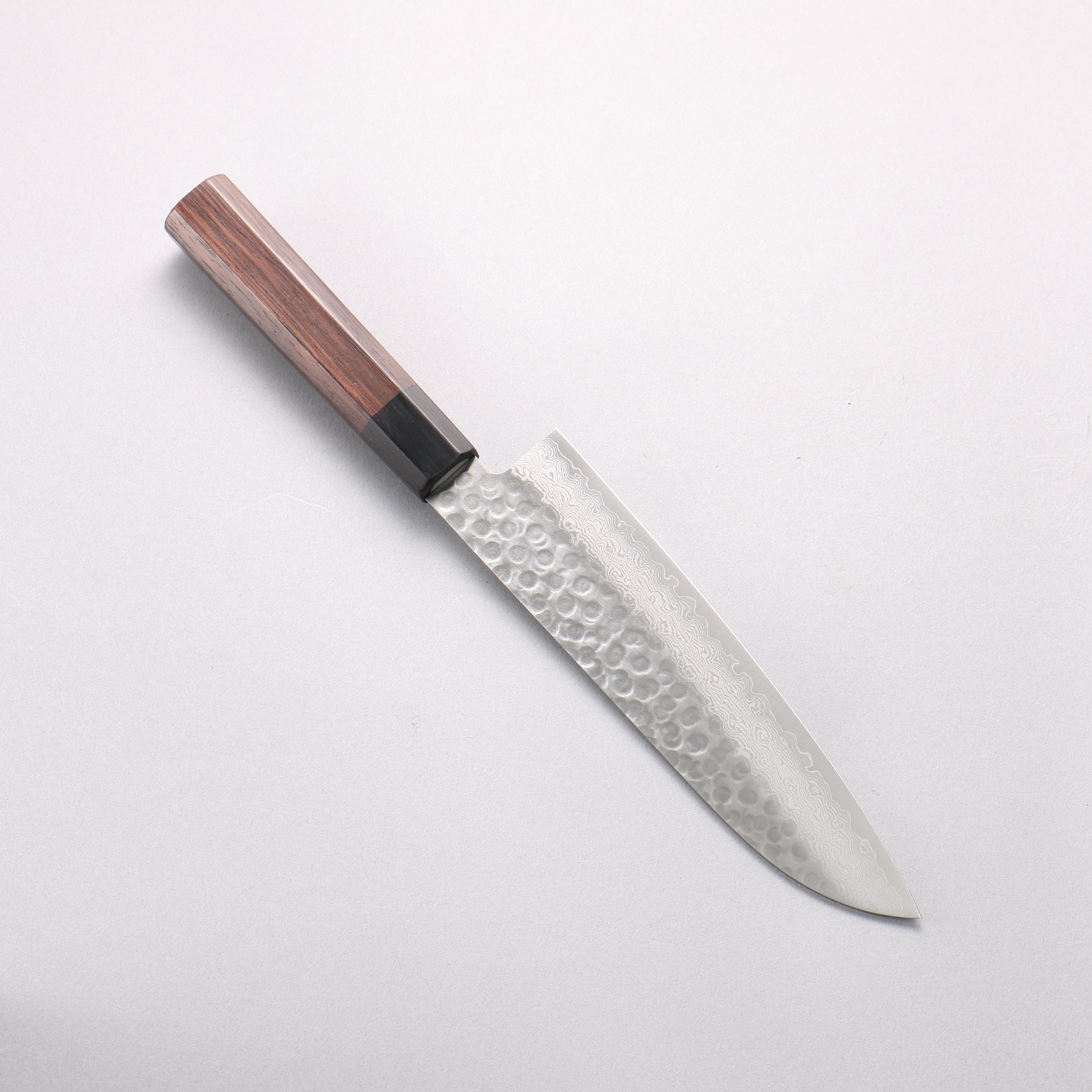 Seisuke VG10 Hammered Damascus Santoku 180mm Rosewood (Ferrule: Black Pakka Wood) Handle - Japanny - Best Japanese Knife