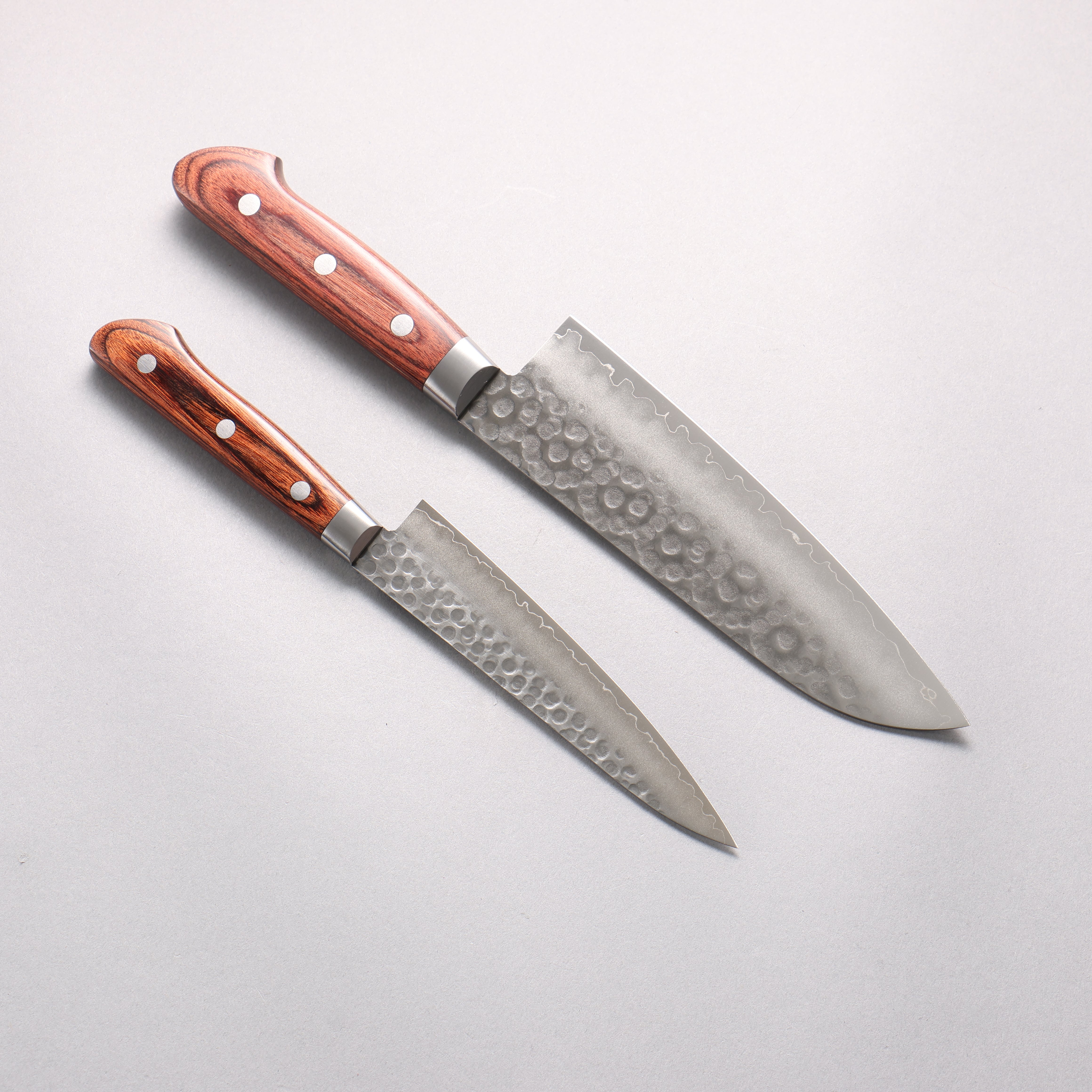 Seisuke VG10 Hammered Japanese Santoku & Petty Mahogany Handle 170mm & 140mm - Japanny - Best Japanese Knife