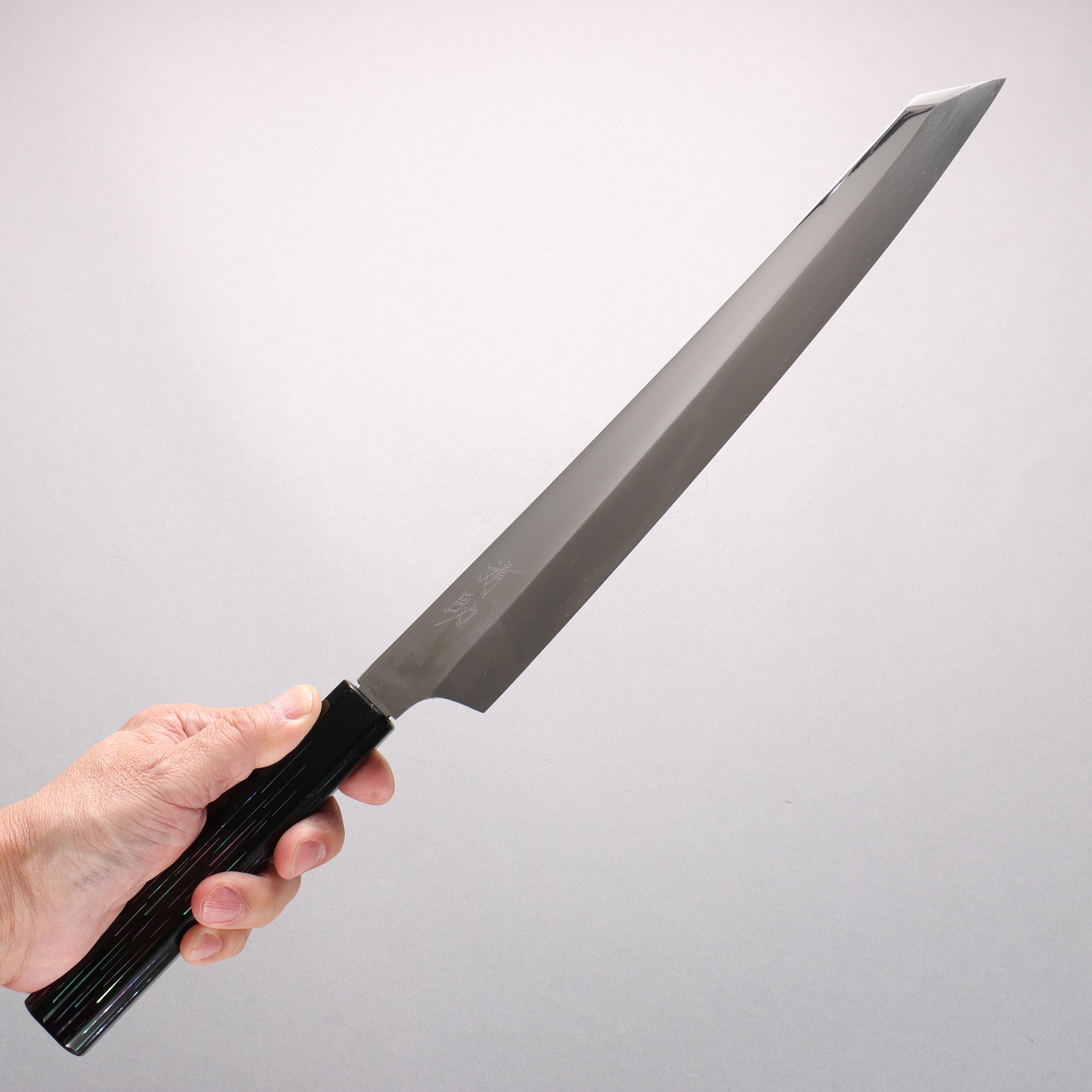 Sakai Takayuki Honyaki Hien VG10 Mirrored Finish Kengata Yanagiba 300mm Black Lacquered (with Mother of Pearl inlay) Handle with Sheath Tetris Pattern MOP inlay (テトリス調螺鈿) - Japanny - Best Japanese Knife