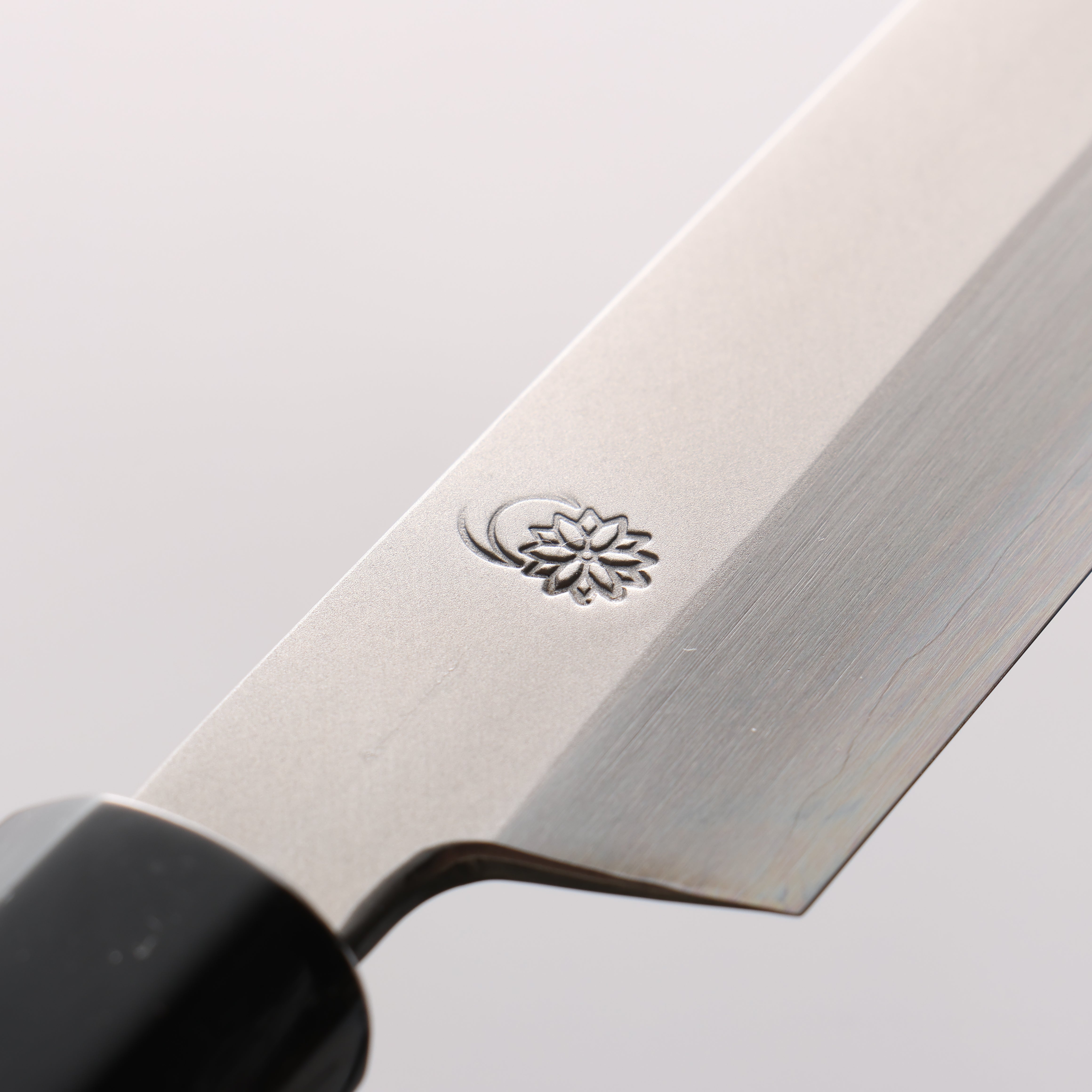 Kikuzuki White Steel No.2 Nashiji Sakimaru Takohiki 270mm Magnolia Handle - Japanny - Best Japanese Knife
