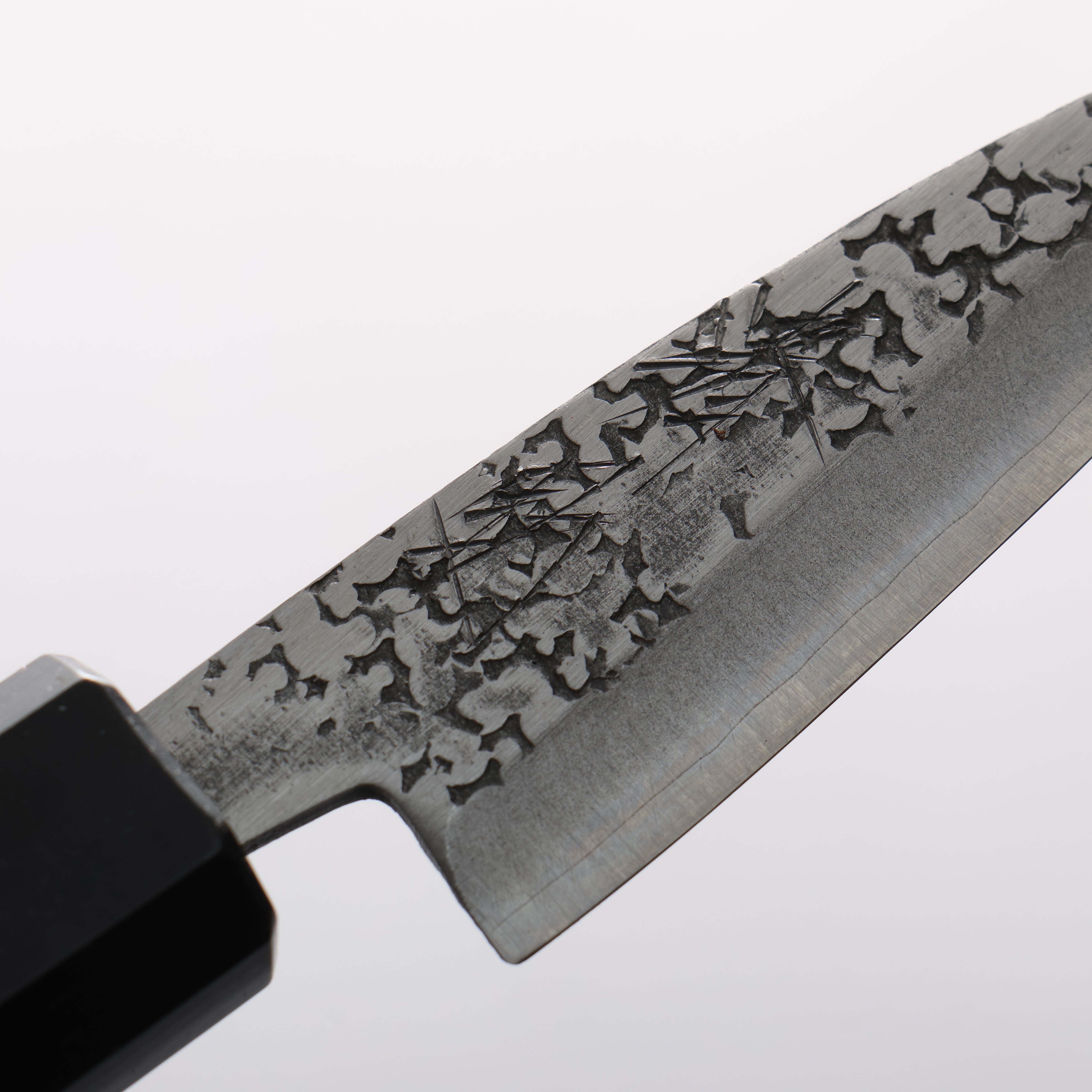 Seisuke Silver Steel No.3 Hammered(Maru) Ajikiri 75mm Walnut Handle