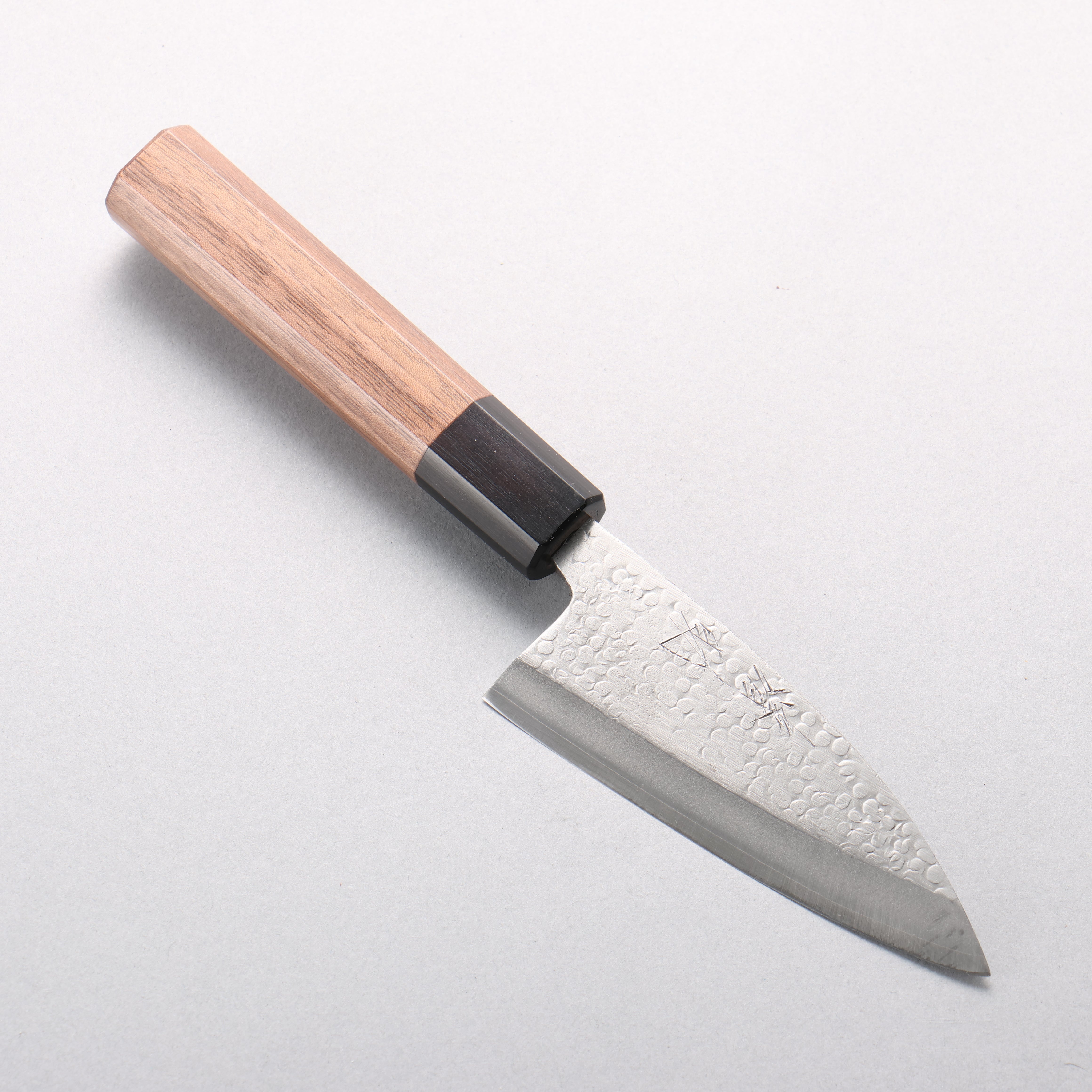 Seisuke Silver Steel No.3 Hammered(Maru) Ajikiri 105mm Walnut Handle