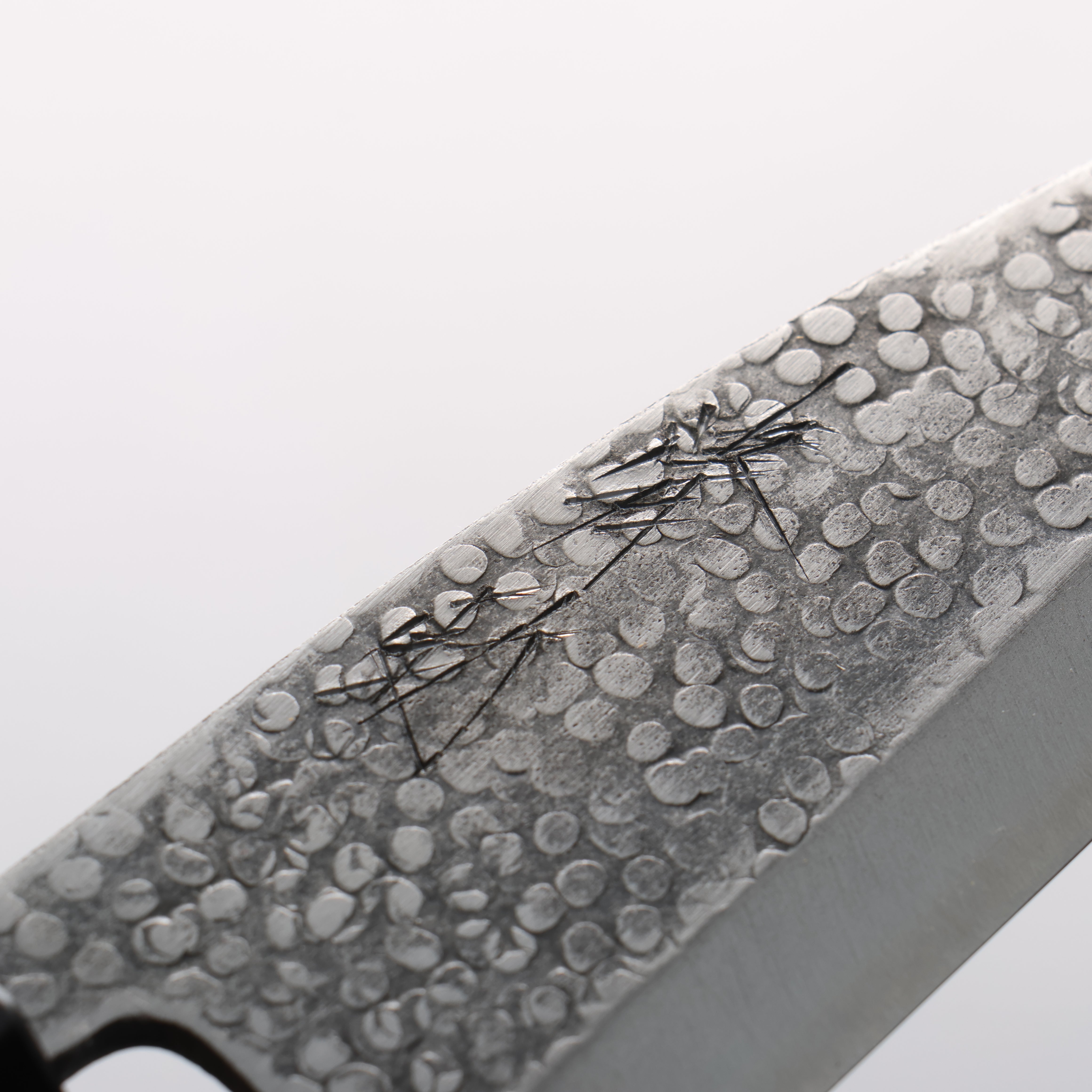 Seisuke Silver Steel No.3 Hammered(Maru) Ajikiri 120mm Walnut Handle