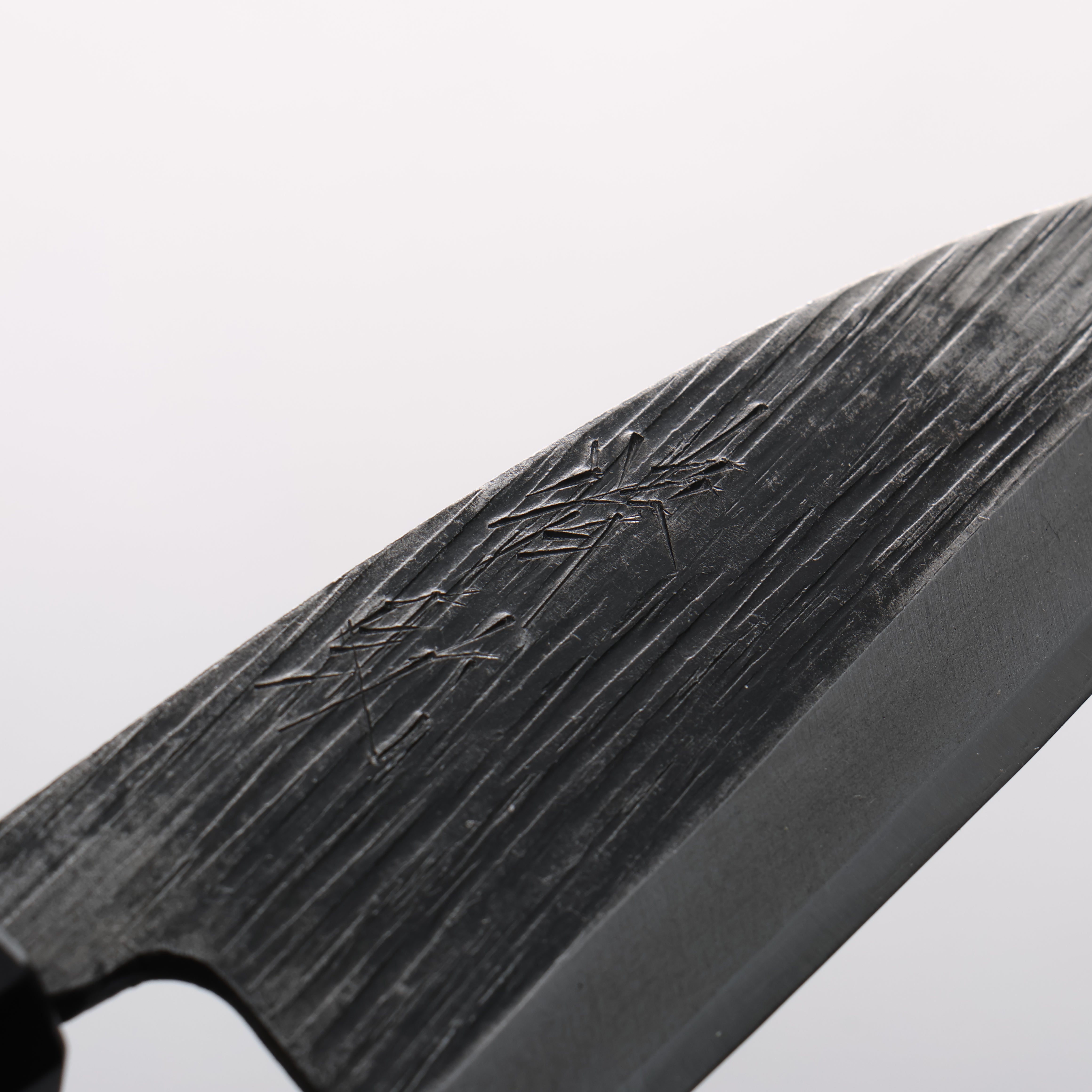 Seisuke Blue Steel No.2 Black Finished Ajikiri 105mm Walnut Handle
