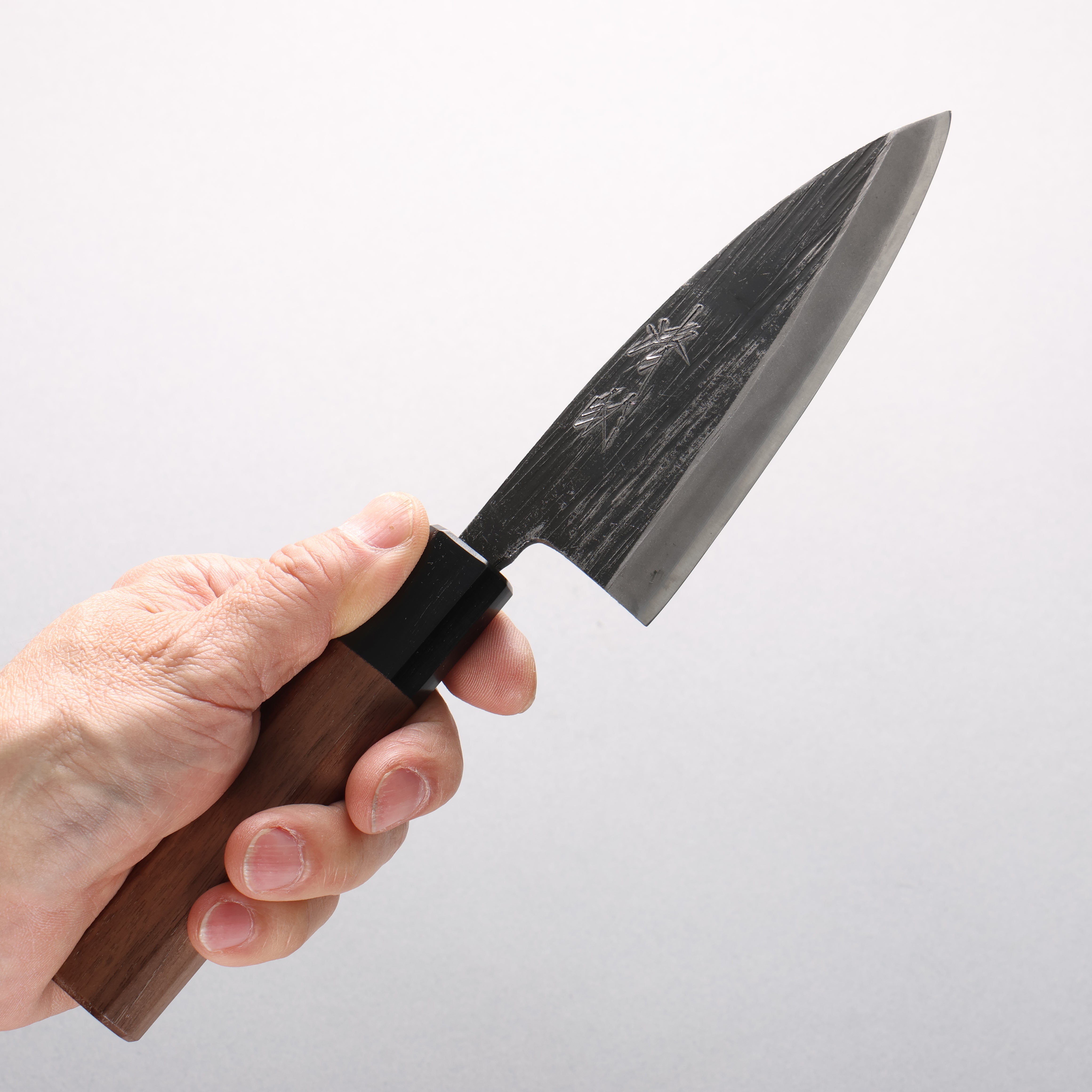 Seisuke Blue Steel No.2 Black Finished Ajikiri 120mm Walnut Handle