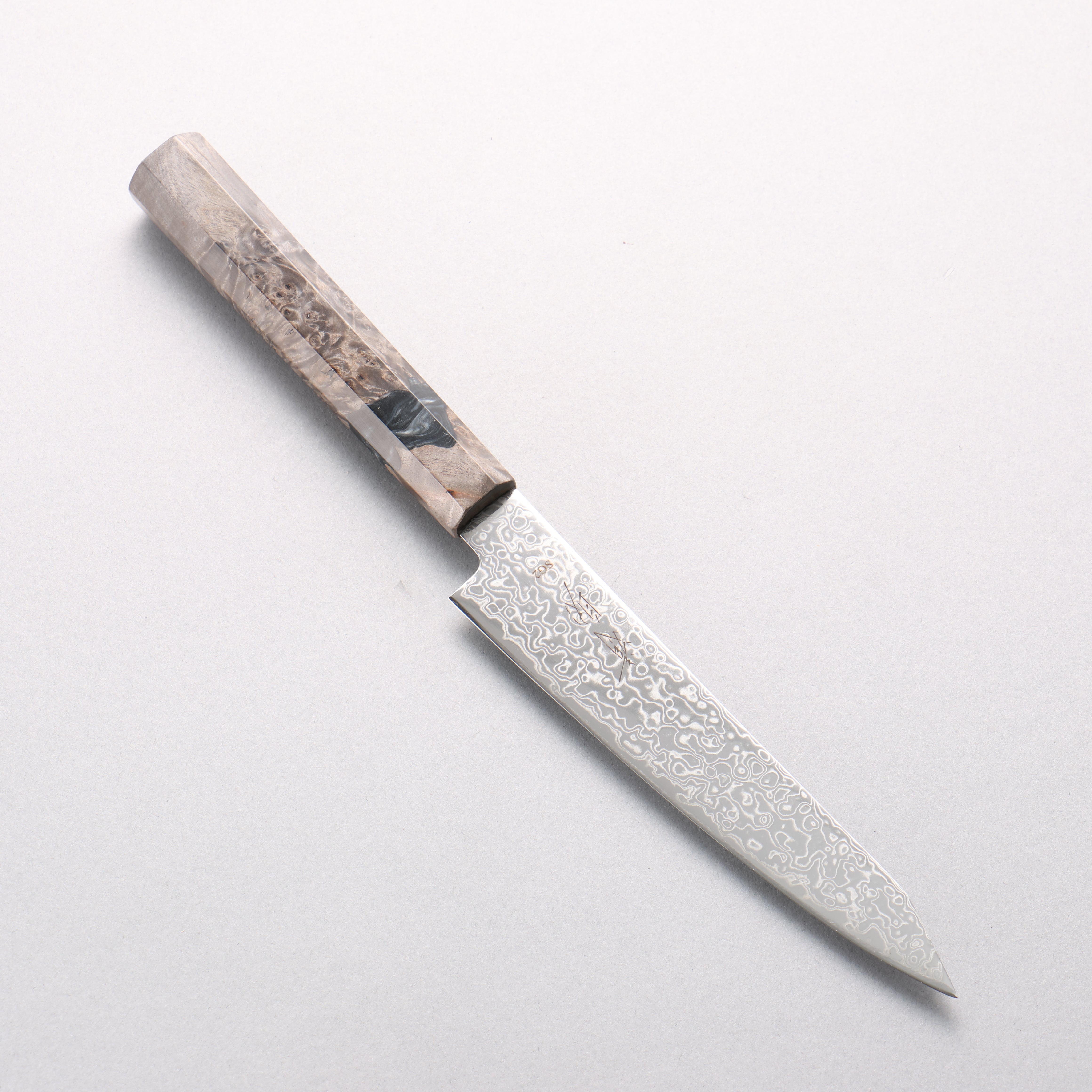 Seisuke SG2 Damascus Migaki Polish Finish Kiritsuke Petty-Utility 150mm Stabilized Birch with Black Resin Handle