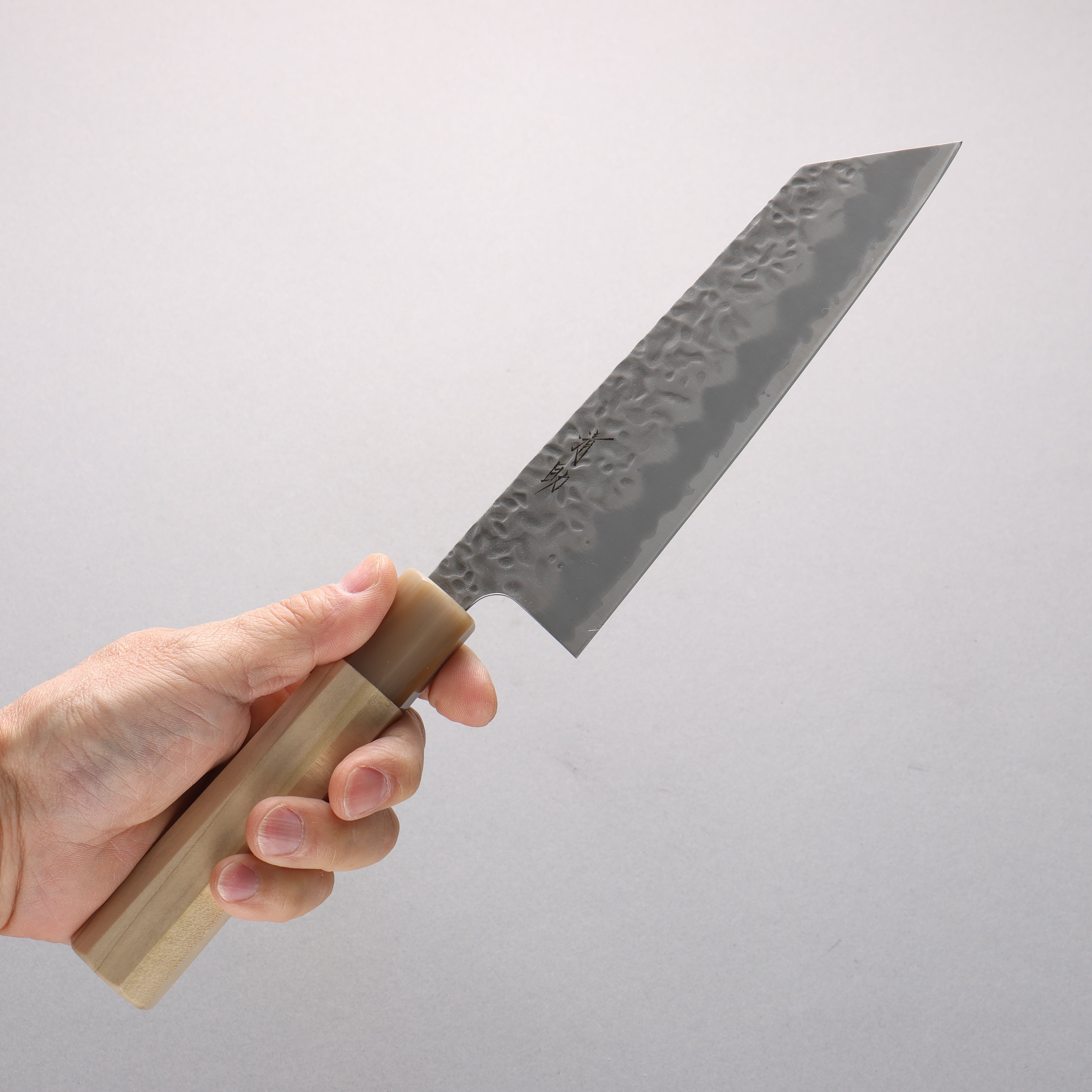 Seisuke Kumo White Steel No.1 Hammered Bunka 165mm Magnolia Handle - Japanny - Best Japanese Knife