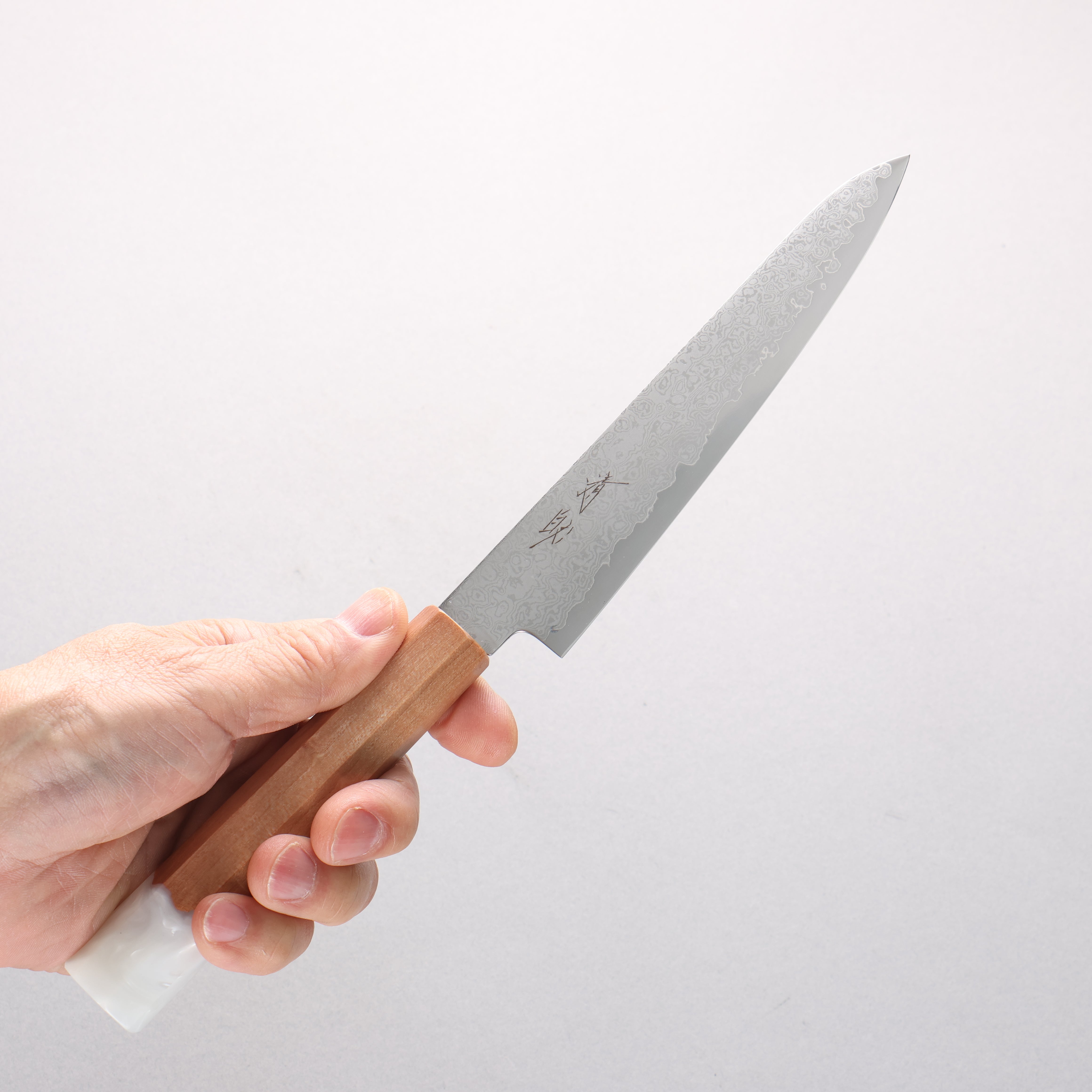 Seisuke VG10 Damascus Petty-Utility 150mm Maple with White Resin Handle - Japanny - Best Japanese Knife