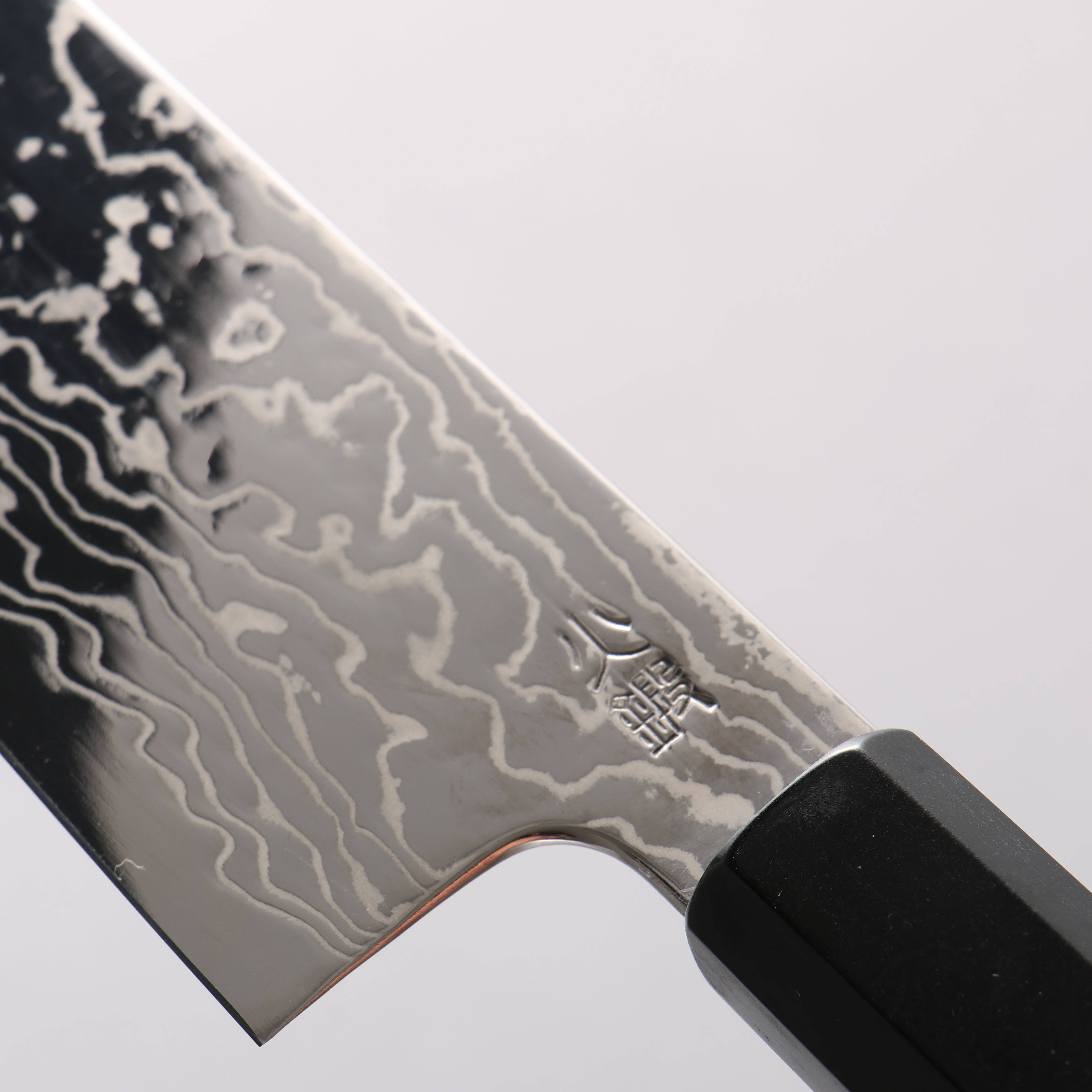 Sukenari Silver Steel No.3 Mirrored Finish Damascus Gyuto 210mm Wenge (ferrule: Black Buffalo Horn) Handle