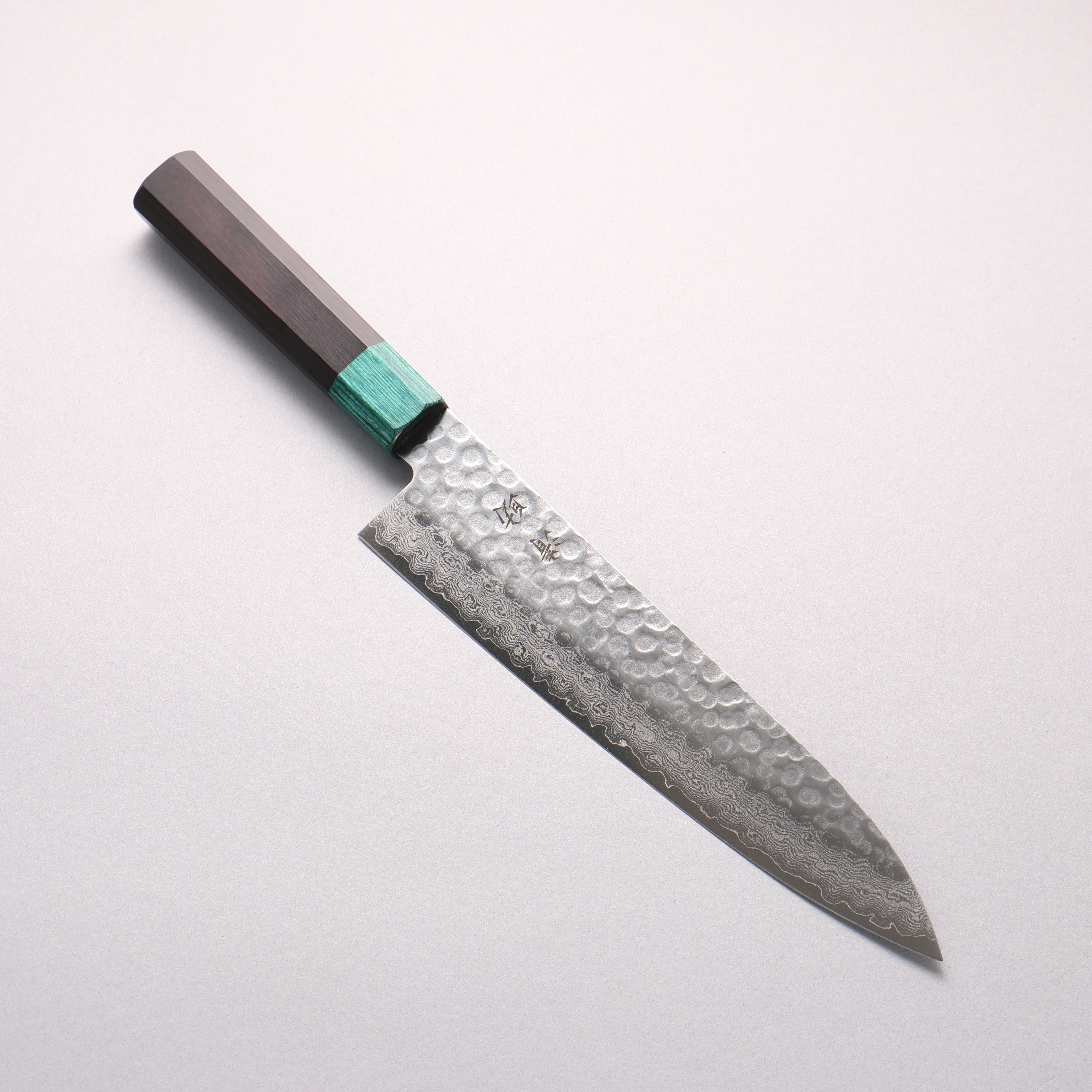 Seisuke VG10 Hammered Damascus Gyuto 210mm Black Pakka wood(ferrule: Green Pakka wood) Handle - Japanny - Best Japanese Knife