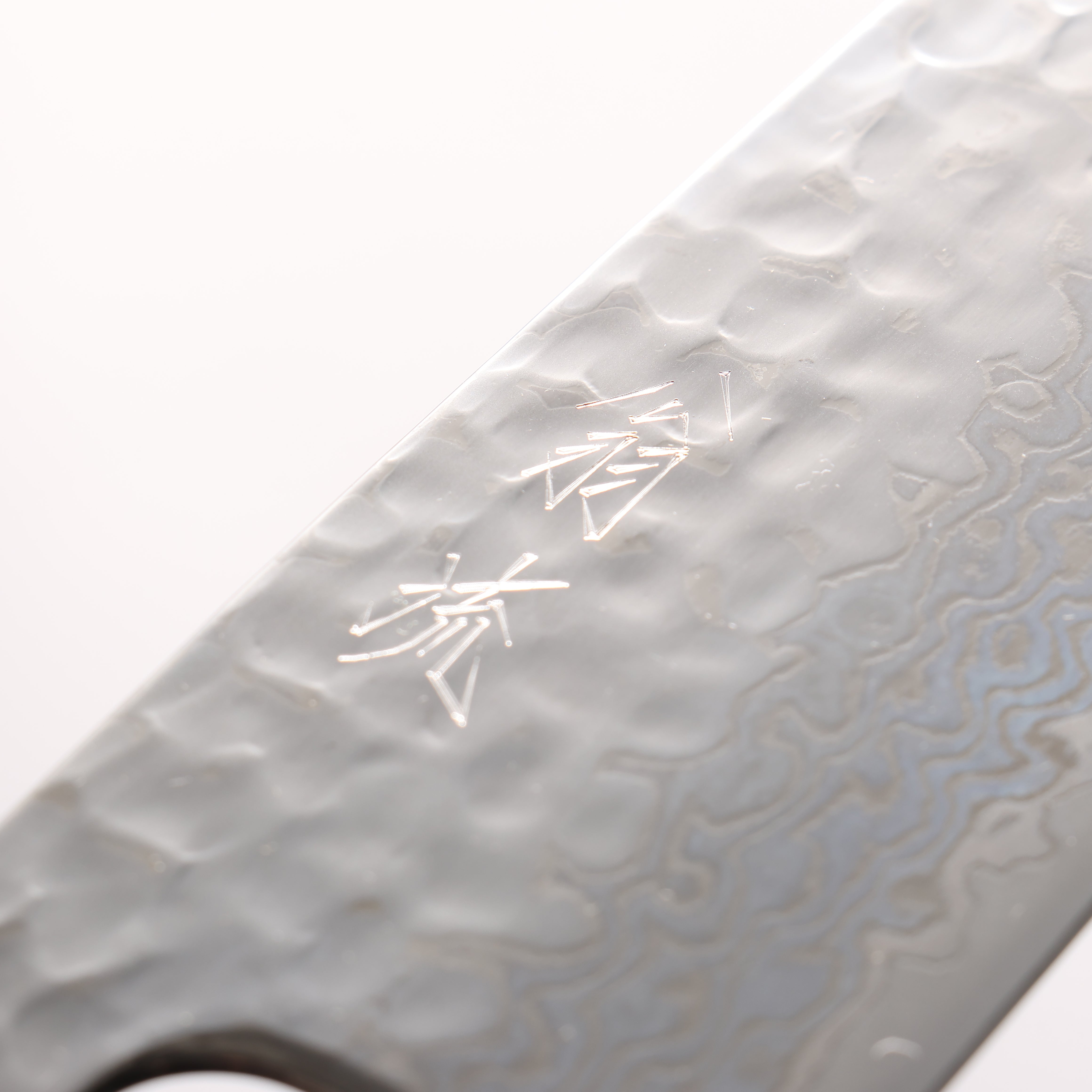Oul Silver Steel No.3 Hammered Damascus Moon White Santoku 165mm Charcoal Gray Pakka wood Handle
