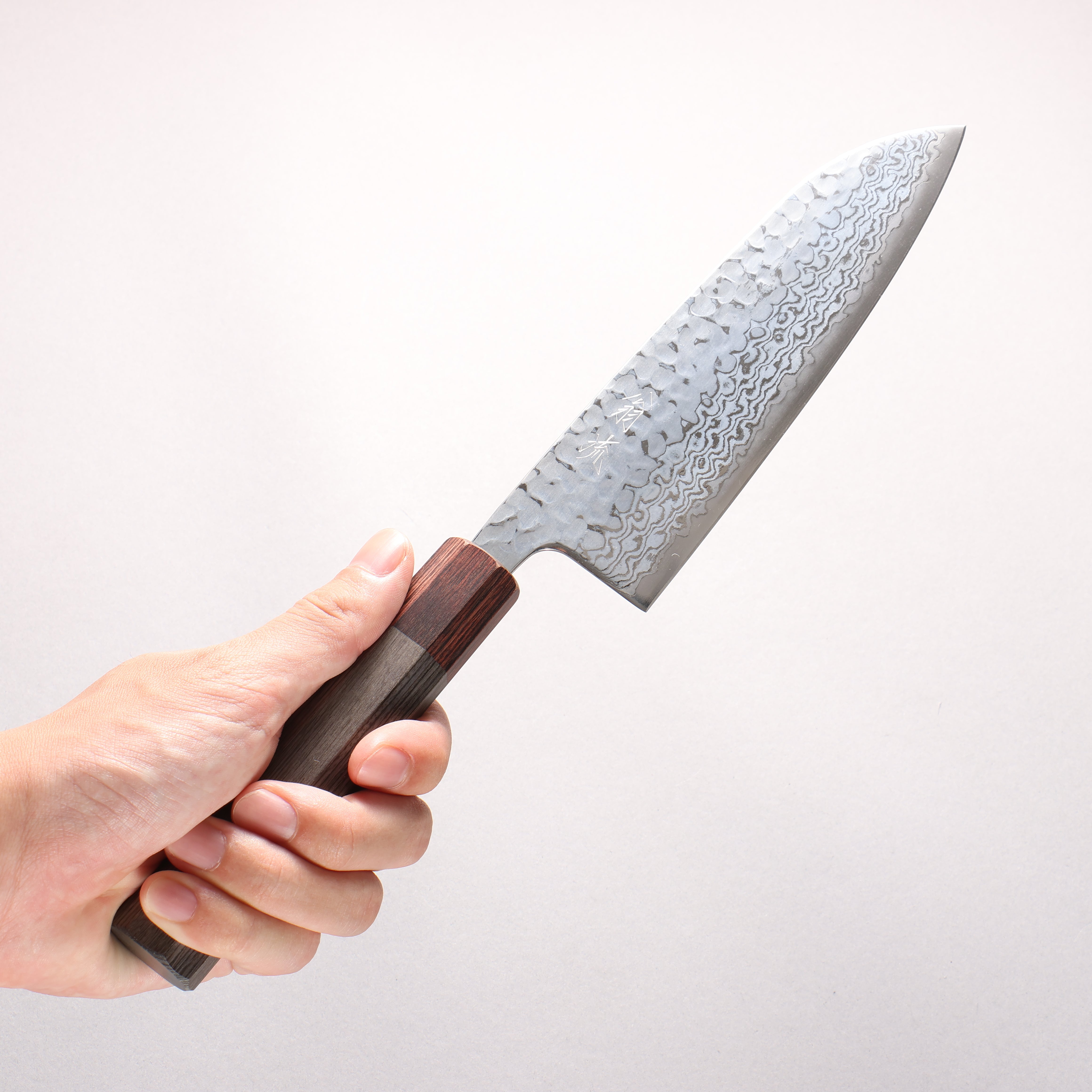 Oul Silver Steel No.3 Hammered Damascus Moon White Santoku 165mm Charcoal Gray Pakka wood Handle