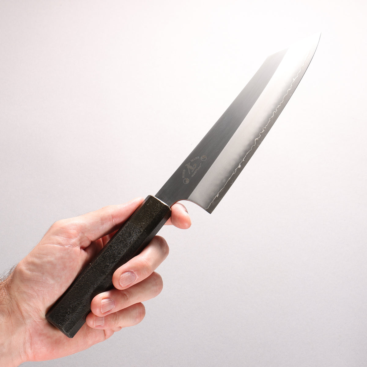 Hiroshi Suzuki ZDP189 Kasumitogi Bunka 195mm Black Lacquered Handle