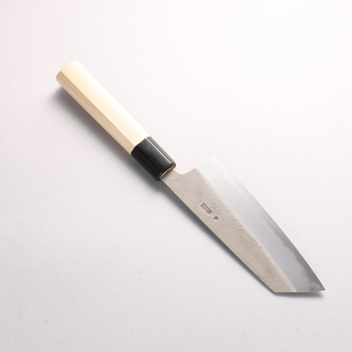 Kikuzuki White Steel No.2 Nashiji Kiritsuke Santoku 150mm Magnolia (Ferrule: Water Buffalo Horn) Handle