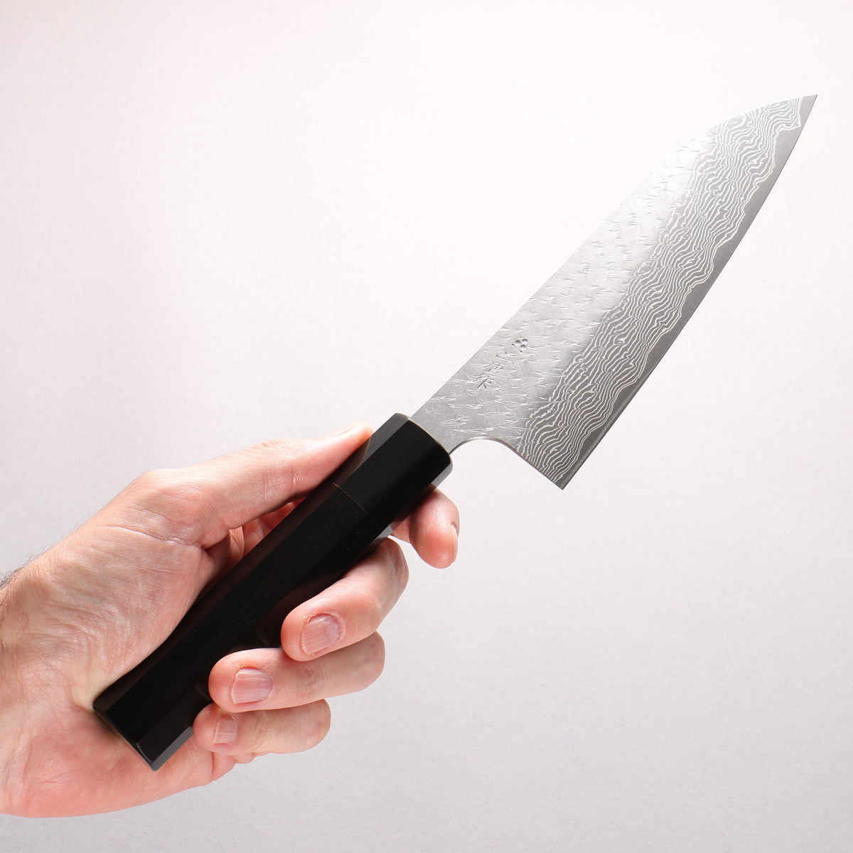 Nigara SPG STRIX Hammered Damascus Santoku 180mm Ebony Wood (ferrule: Black Water Buffalo Horn) Handle