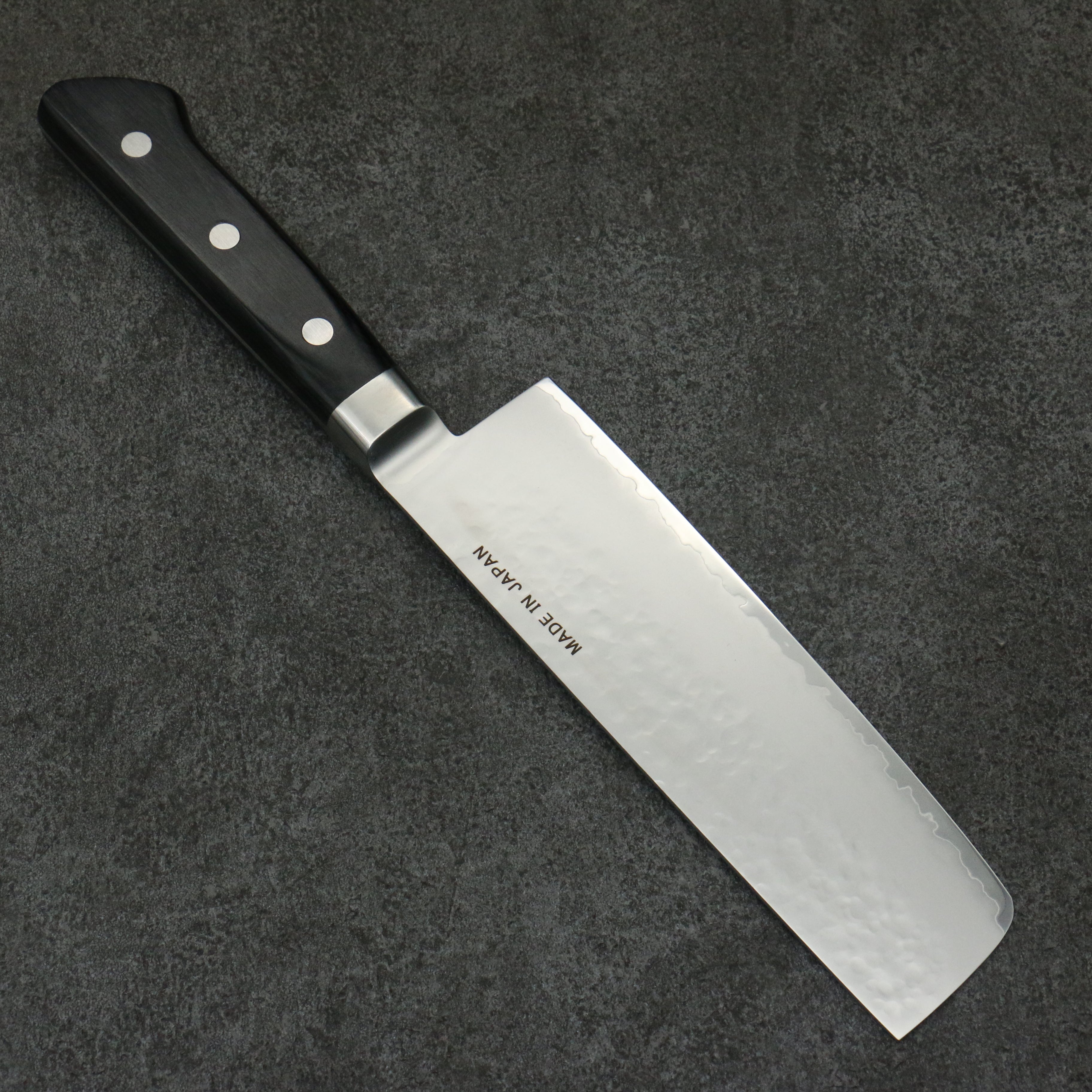 Seisuke VG5 Hammered Kasumitogi Nakiri  160mm Black Pakka wood Handle - Japanny - Best Japanese Knife