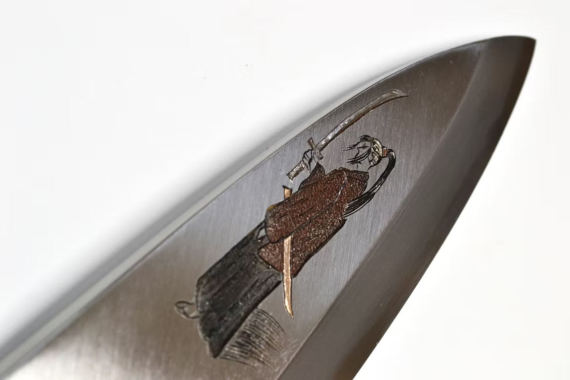 Sakai Takayuki Metal Decorated Engraving by Kubota Musashi and Kojiro White Steel Kasumitogi Deba 240mm Magnolia (Ferrule: Water Buffalo Horn) Handle