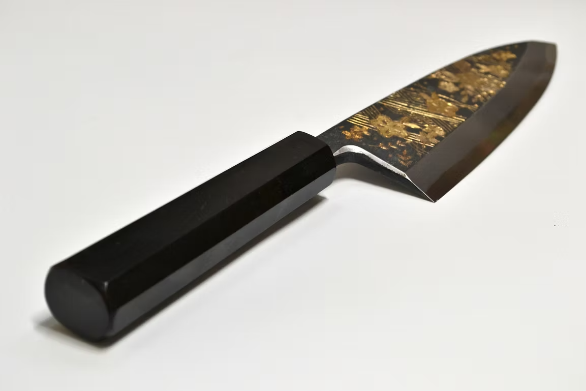Sakai Takayuki Gold Filled Engraving by Kubota Karyū White Steel No.2 Black Finished Deba 165mm Ebony Wood (ferrule: Black Water Buffalo Horn And Silver Ring) Handle