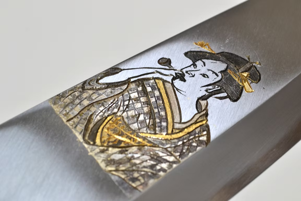 Sakai Takayuki Metal Decorated Engraving by Kubota Ukiyoe - Female White Steel Kasumitogi Deba 210mm Magnolia (Ferrule: Water Buffalo Horn) Handle