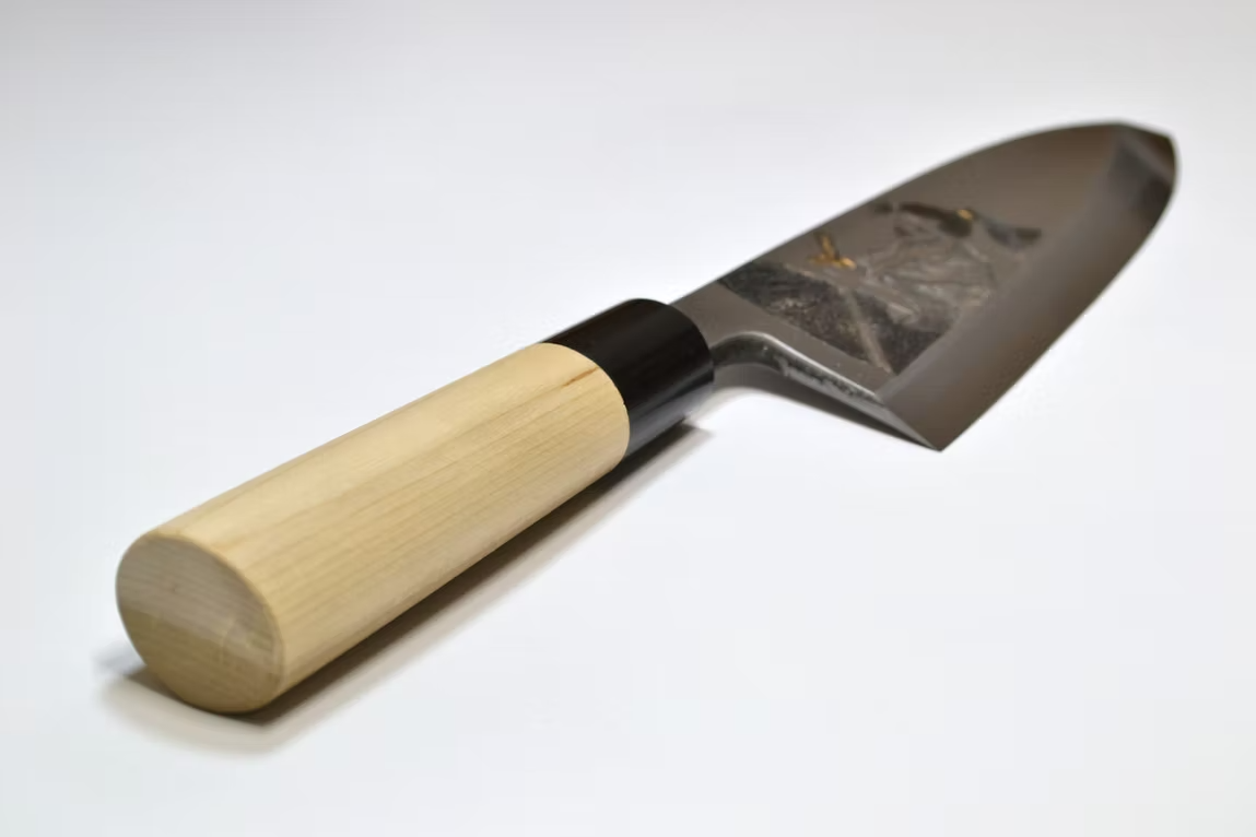 Sakai Takayuki Metal Decorated Engraving by Kubota Pride of Samurai White Steel Kasumitogi Deba 240mm Magnolia (Ferrule: Water Buffalo Horn) Handle