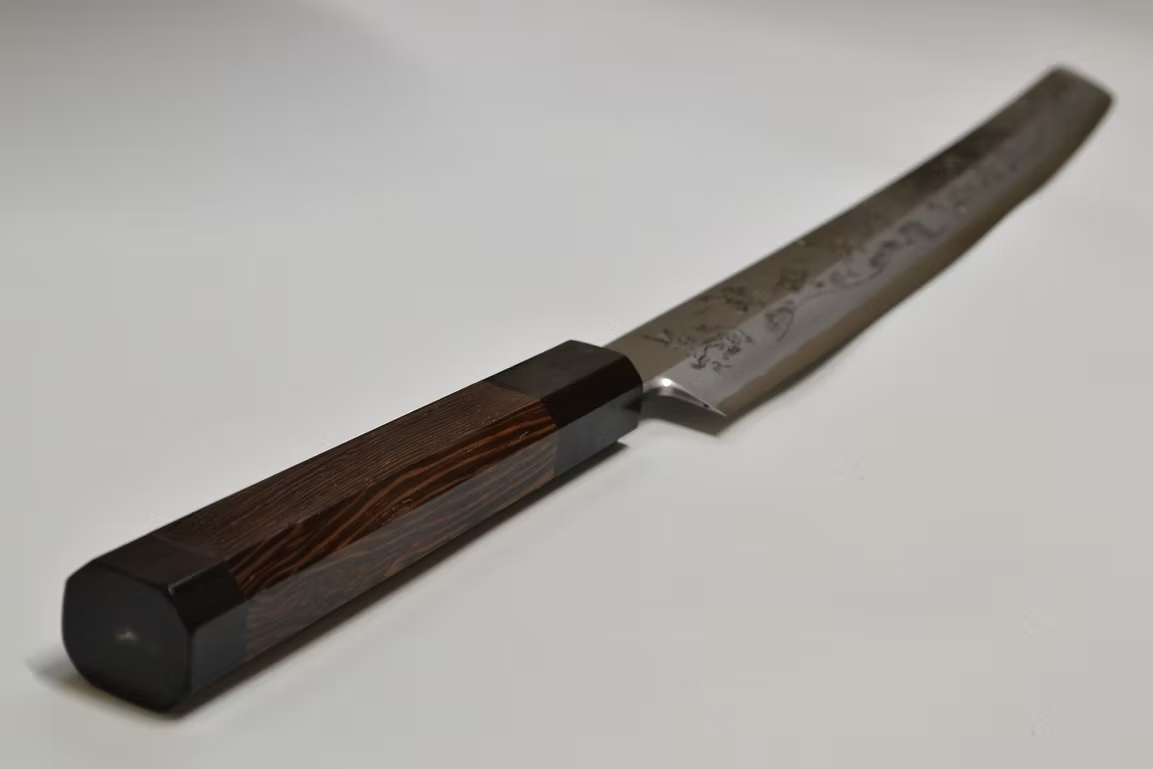 Sakai Takayuki Metal Decorated Engraving by Kubota Chōjū giga Silver Steel No.3 Sakimaru Yanagiba 330mm Wenge (ferrule: Black Buffalo Horn) Handle