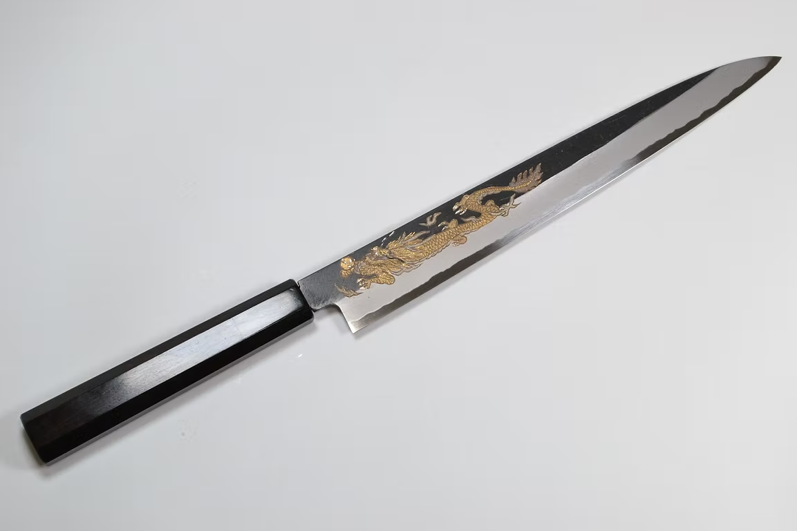 Sakai Takayuki Metal Decorated Engraving by Kubota Kin ryū White Steel No.2 Black Finished Sujihiki 240mm Ebony Wood (ferrule: Black Water Buffalo Horn And Silver Ring) Handle