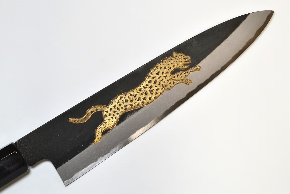 Sakai Takayuki Metal Decorated Engraving by Kubota Dashing Cheetah White Steel No.2 Black Finished Gyuto 210mm Ebony Wood (ferrule: Black Water Buffalo Horn And Silver Ring) Handle