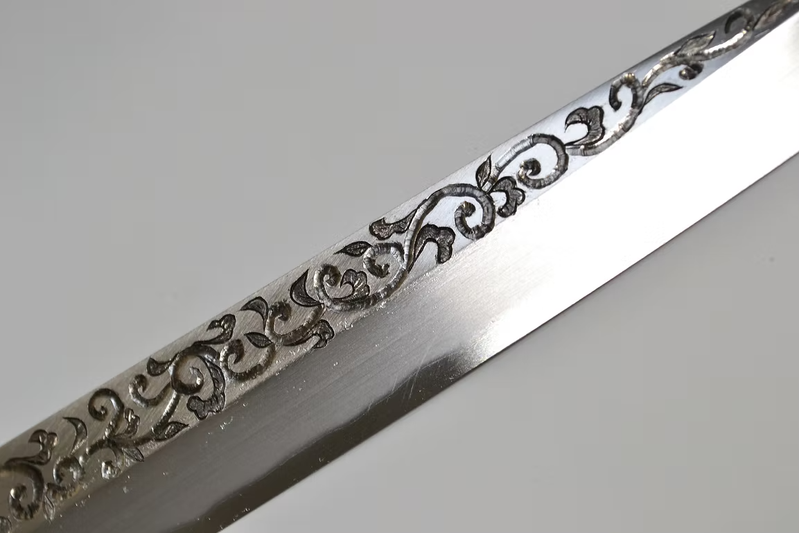Sakai Takayuki Metal Decorated Engraving by Kubota Karakusa White Steel Kasumitogi Yanagiba 270mm Magnolia (Ferrule: Water Buffalo Horn) Handle