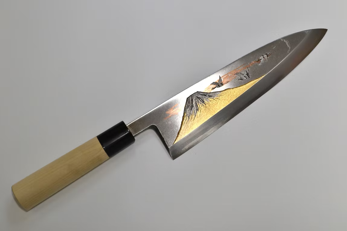 Sakai Takayuki Metal Decorated Engraving by Kubota Mt. Fuji and Cranes White Steel Kasumitogi Deba 240mm Magnolia (Ferrule: Water Buffalo Horn) Handle