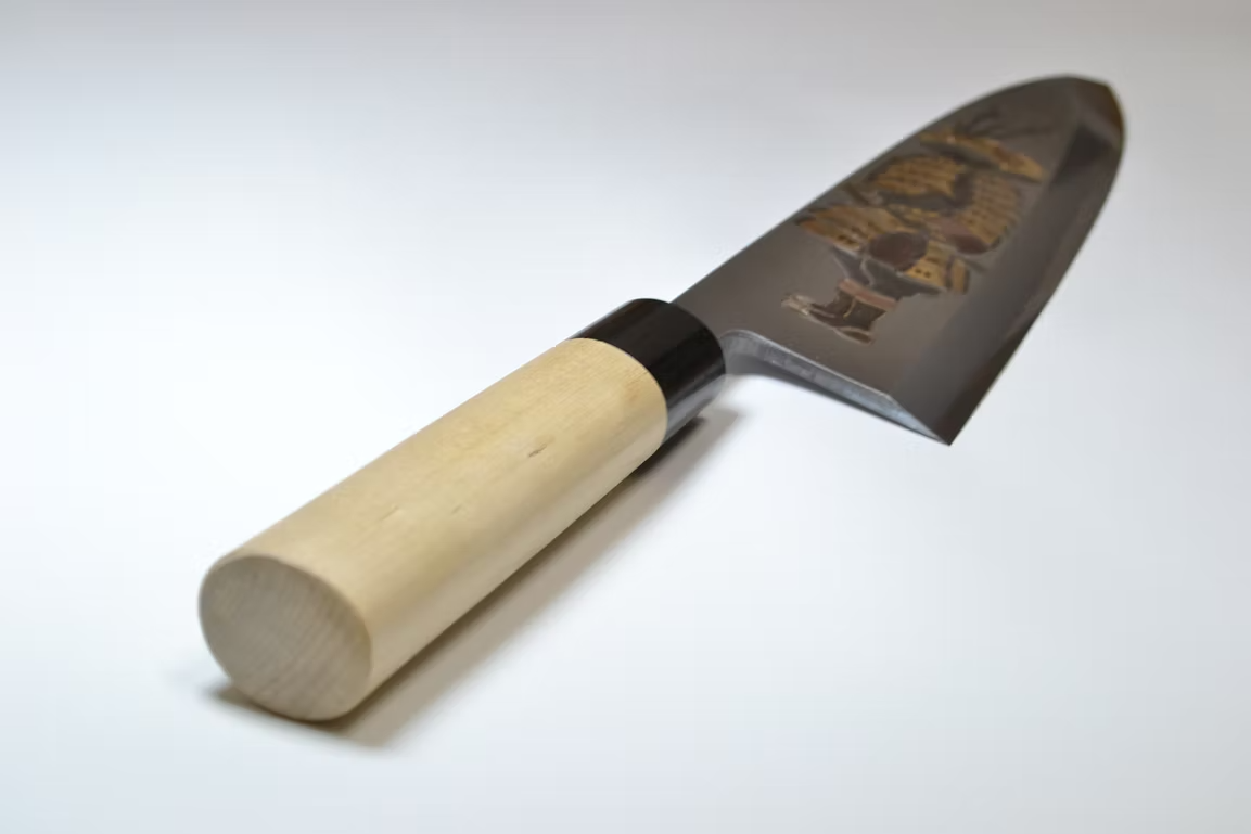 Sakai Takayuki Metal Decorated Engraving by Kubota Fūrinkazan White Steel Kasumitogi Deba 300mm Magnolia (Ferrule: Water Buffalo Horn) Handle
