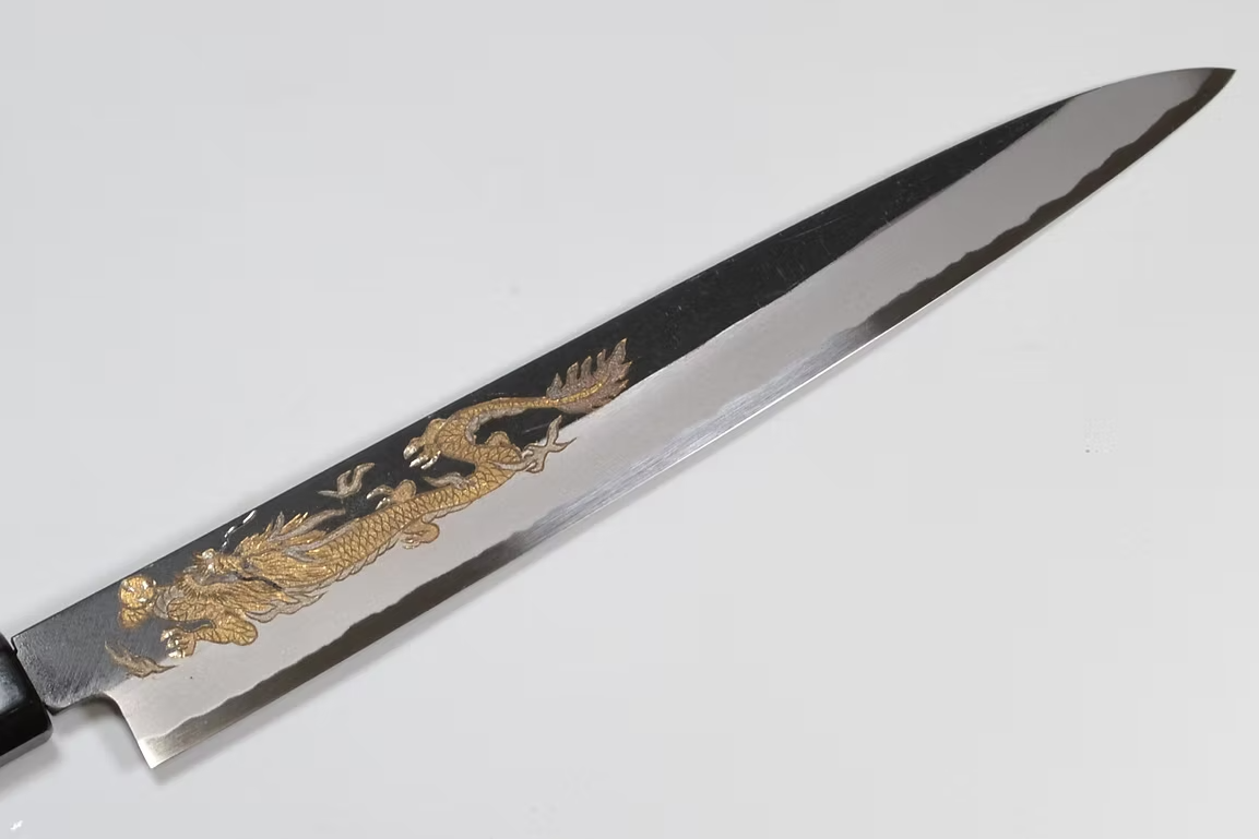 Sakai Takayuki Metal Decorated Engraving by Kubota Kin ryū White Steel No.2 Black Finished Sujihiki 240mm Ebony Wood (ferrule: Black Water Buffalo Horn And Silver Ring) Handle